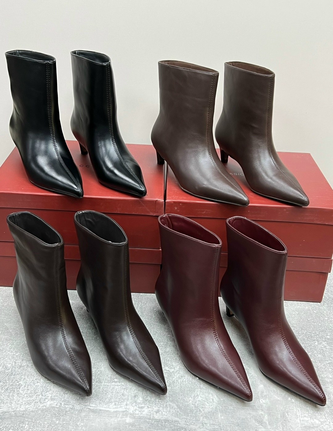 ботильоны демисезонные остроносые на высоком каблуке bati 304308520,ботильоны женские,женские ботильоны с острым носком,модные женские кожаные ботильоны с острым носком,кожаные женские ботильоны с ост