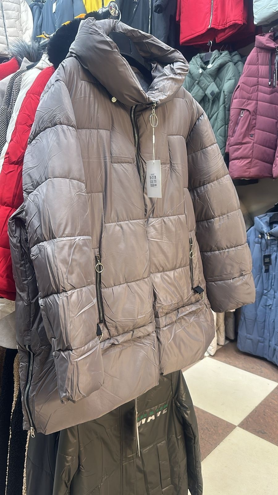 демисезонная куртка,зимняя куртка,куртка зимняя женская,куртка женская бежевая,женская куртка