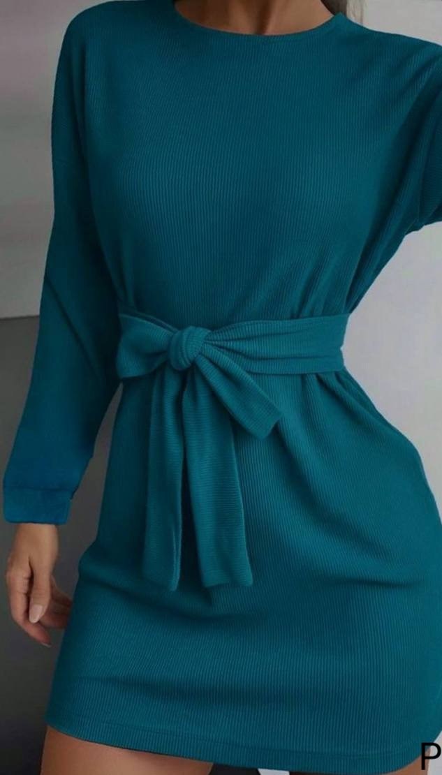 трикотажное платье,трикотажное платье мини,облегающее платье,платье стильное,платье