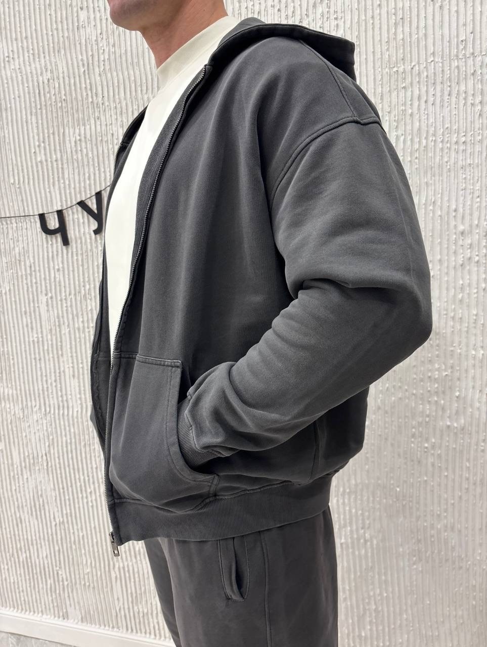 спортивный костюм мужской,мужской теплый спортивный костюм,мужской спортивный костюм серого цвета,костюм спортивный мужской флис,спортивный костюм