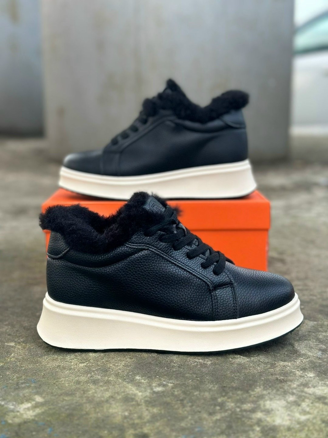 , женская,зимняя женская ,кроссовки на меху женские,брендовые кроссовки