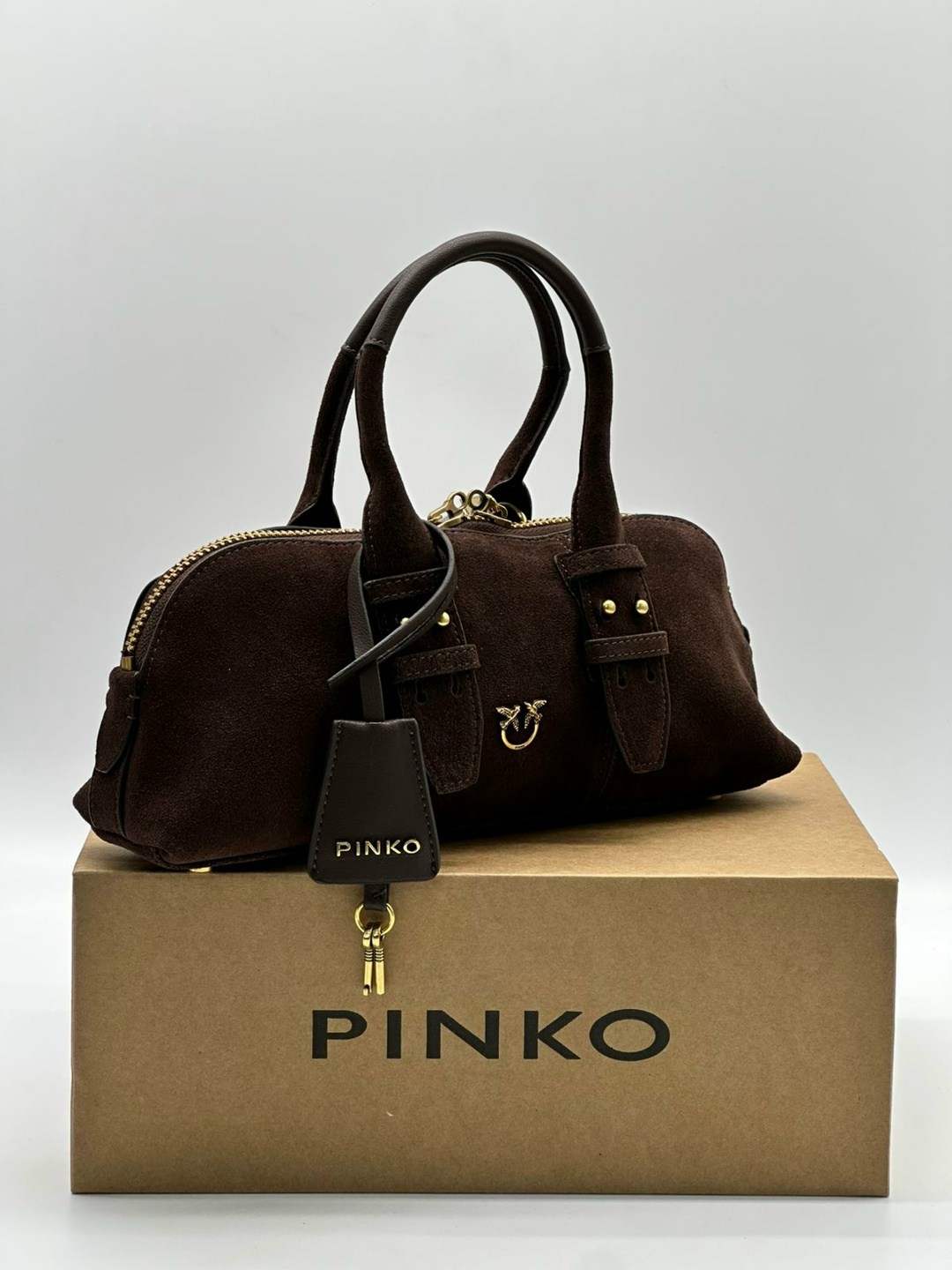 сумка замшевая коричневая miu miu,женская замшевая сумка miu miu arcadie коричневая,сумка miu miu натуральная замша,замшевые женские сумки miu miu,сумка женская miu miu натуральная замша