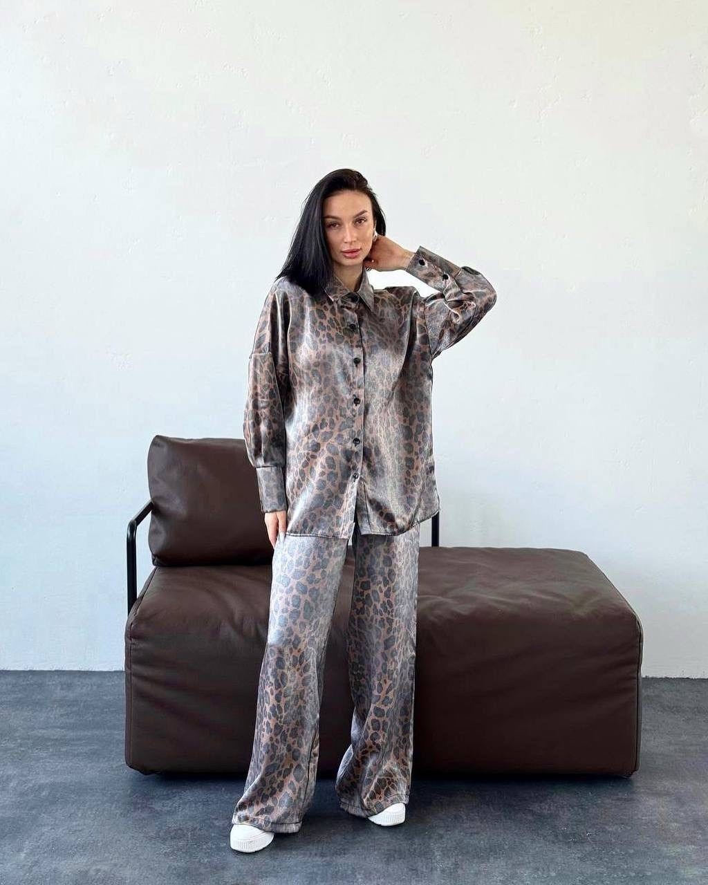 женская повседневная рубашка с леопардовым,костюм женский леопард,леопардовые костюмы,женская шифоновая рубашка с леопардовым принтом,леопардовый костюм женский