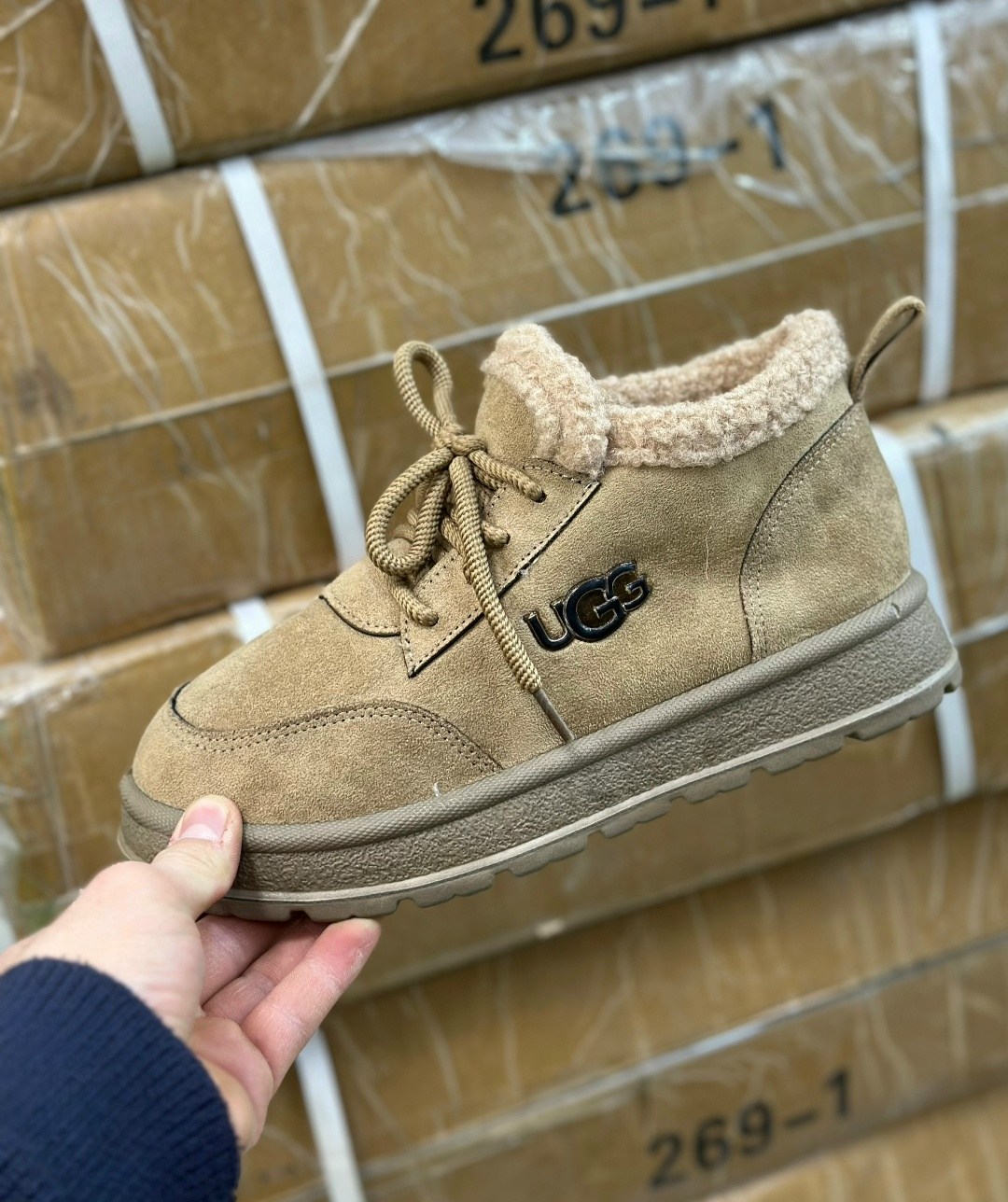 ,зимняя женская ,кроссовки замш,зимние женские кеды,кроссовки зимние ugg женские