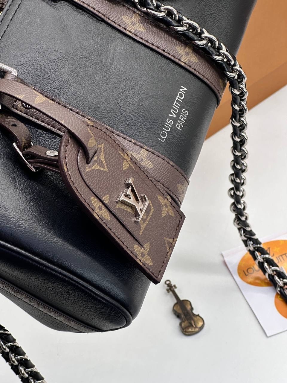 cумка louis vuitton,louis vuitton сумка женская,женская брендовая сумка,сумка louis vuitton paris 25 см,сумки женские брендовые