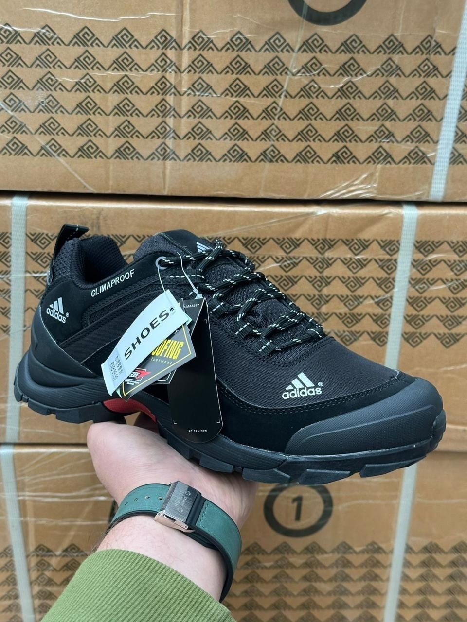 кроссовки adidas climaproof,адидас climaproof кроссовки мужские,зимние кроссовки adidas climaproof,кроссовки adidas,кроссовки adidas climaproof термо