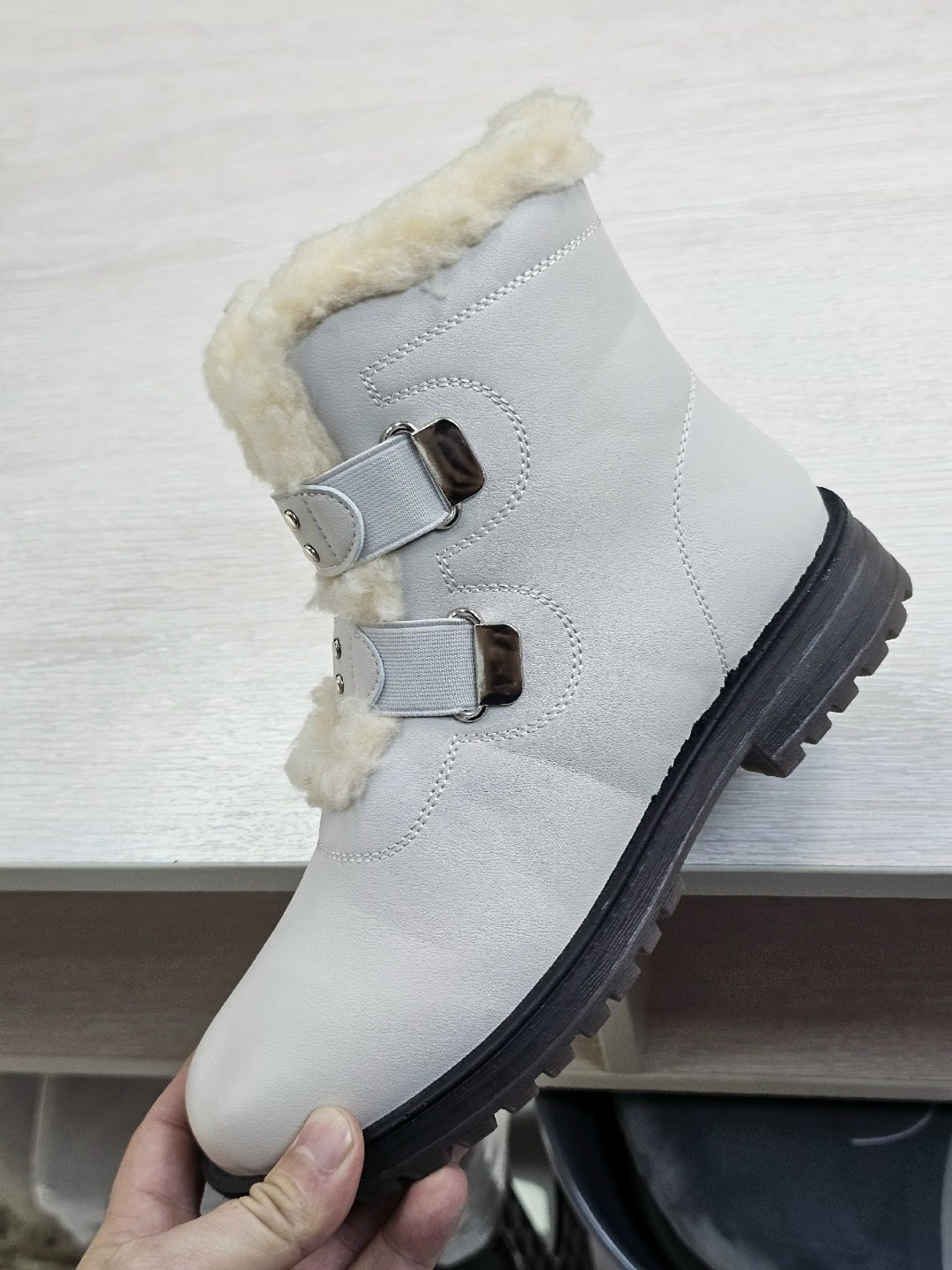 ,зимняя  женская,женские зимние ботинки,короткие зимние ботинки женские,ботинки зимние