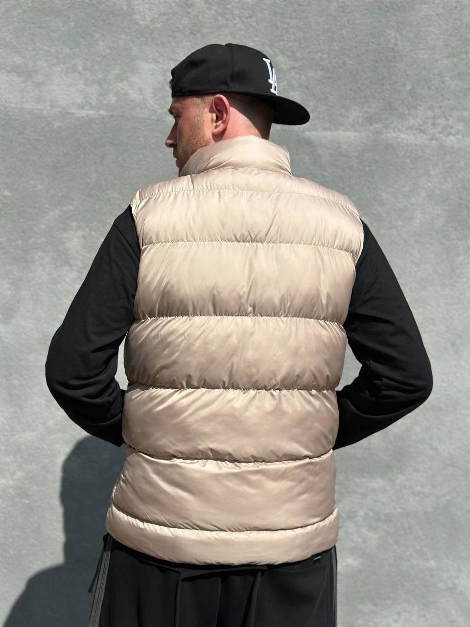 мужская жилетка,жилет бежевый,жилет утепленный,жилетка,жилет утепленный мужской