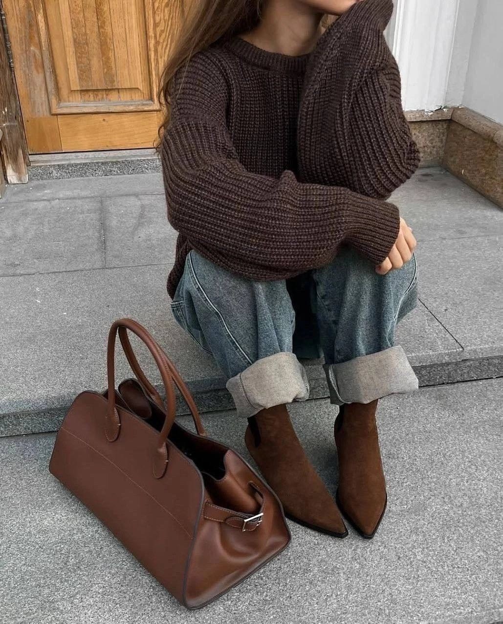 женский свитер оверсайз,свитер,модные свитера,коричневый свитер,объемный свитер