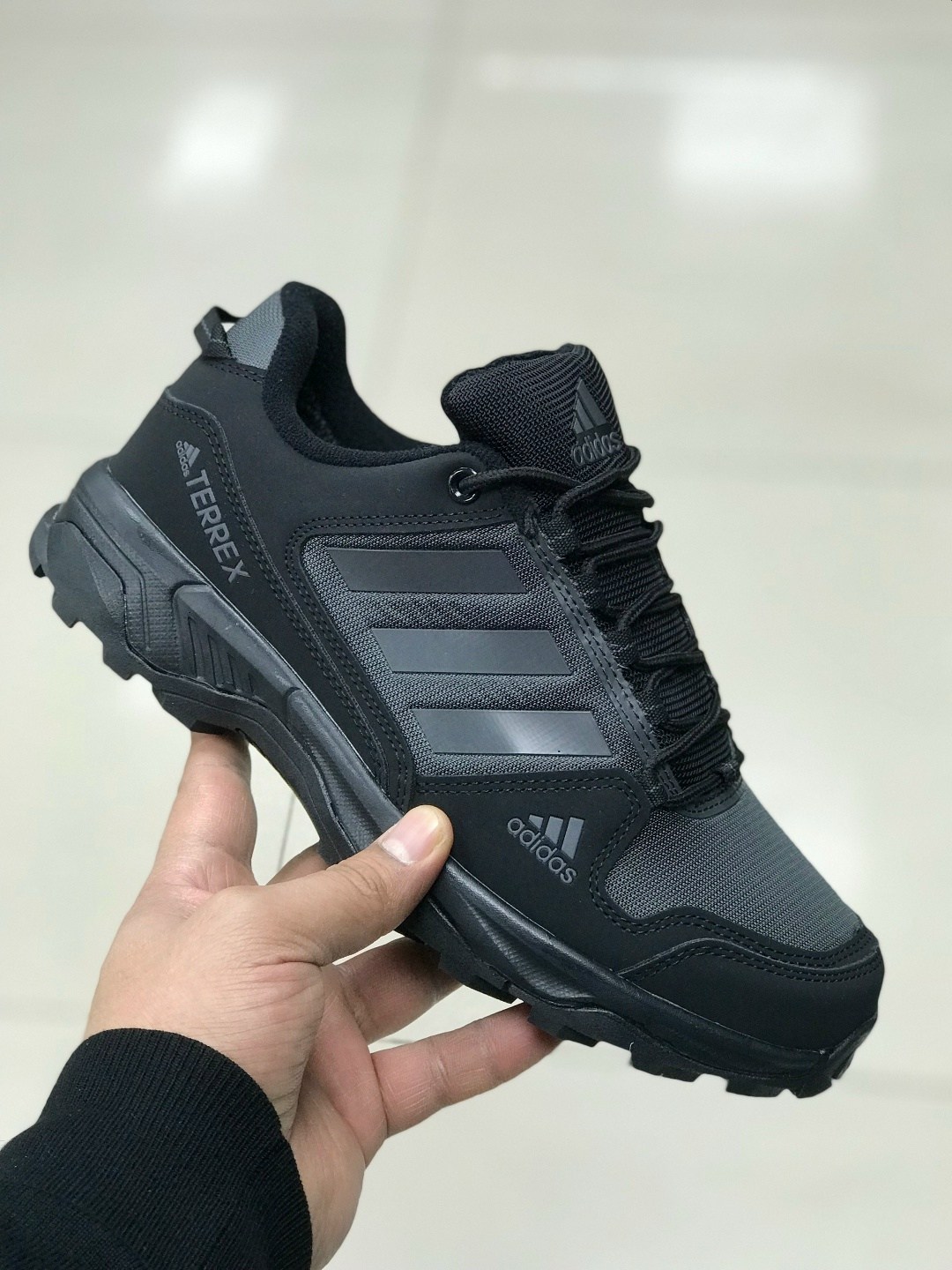 кроссовки мужские adidas,кроссовки adidas,летние кроссовки адидас мужские в сетку,кроссовки адидас клима проф мужские,кроссовки