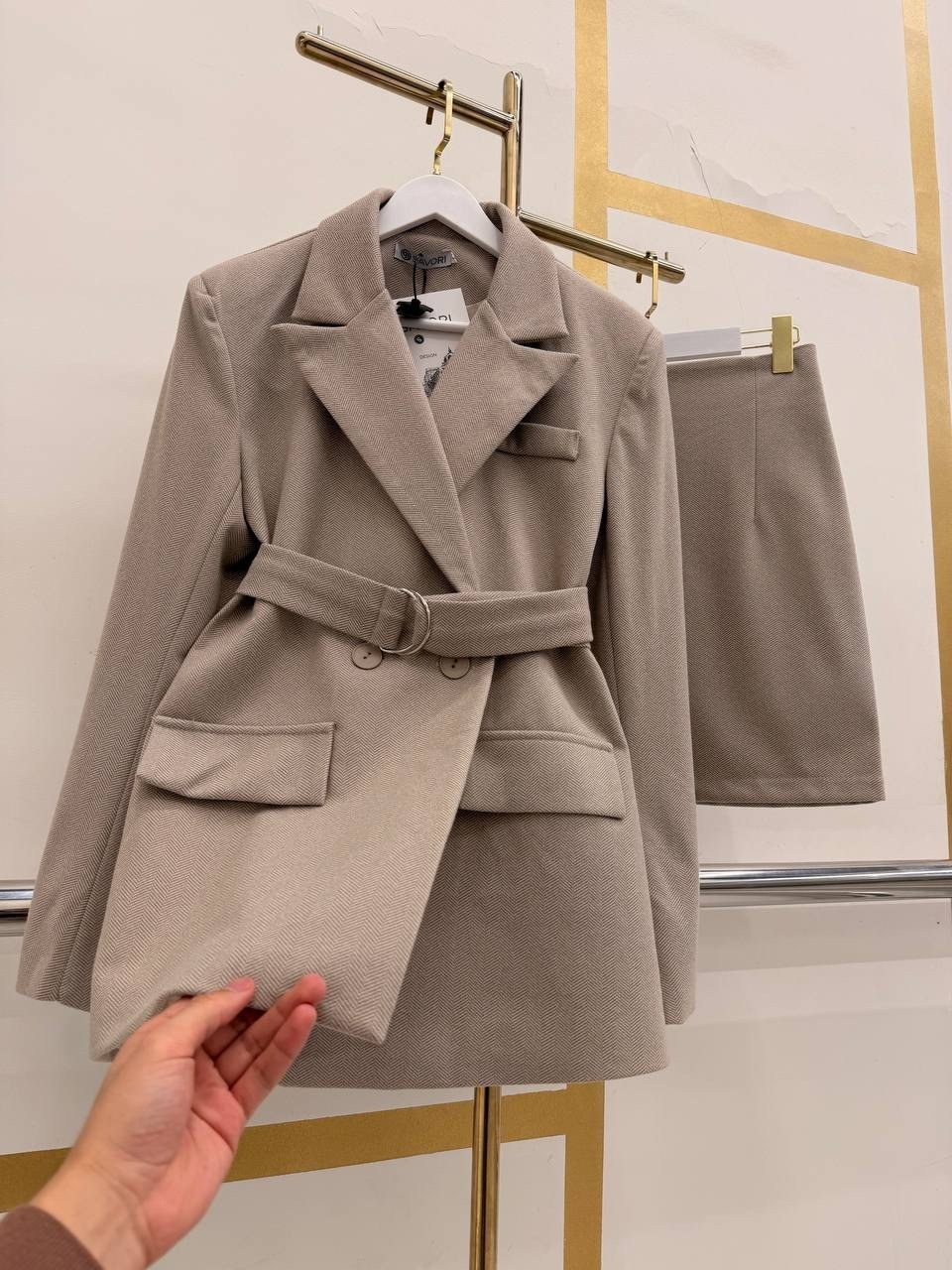 пальто сен лоран,пальто женское серое,серое пальто,элегантные пальто,костюм с юбкой