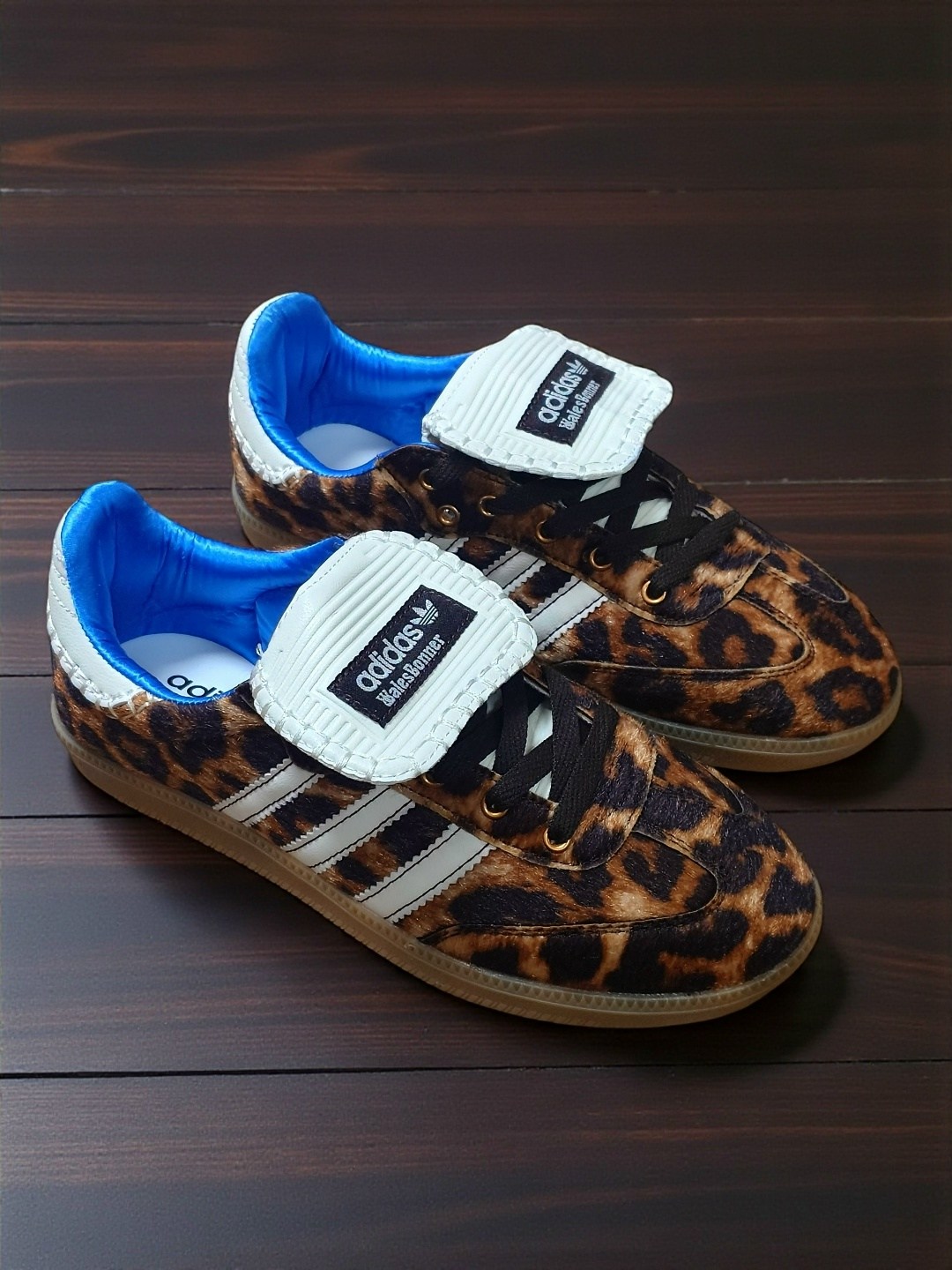 адидас леопардовые кроссовки,,кроссовки adidas,кеды adidas samba wales bonner леопардовые,леопардовые адидас самба