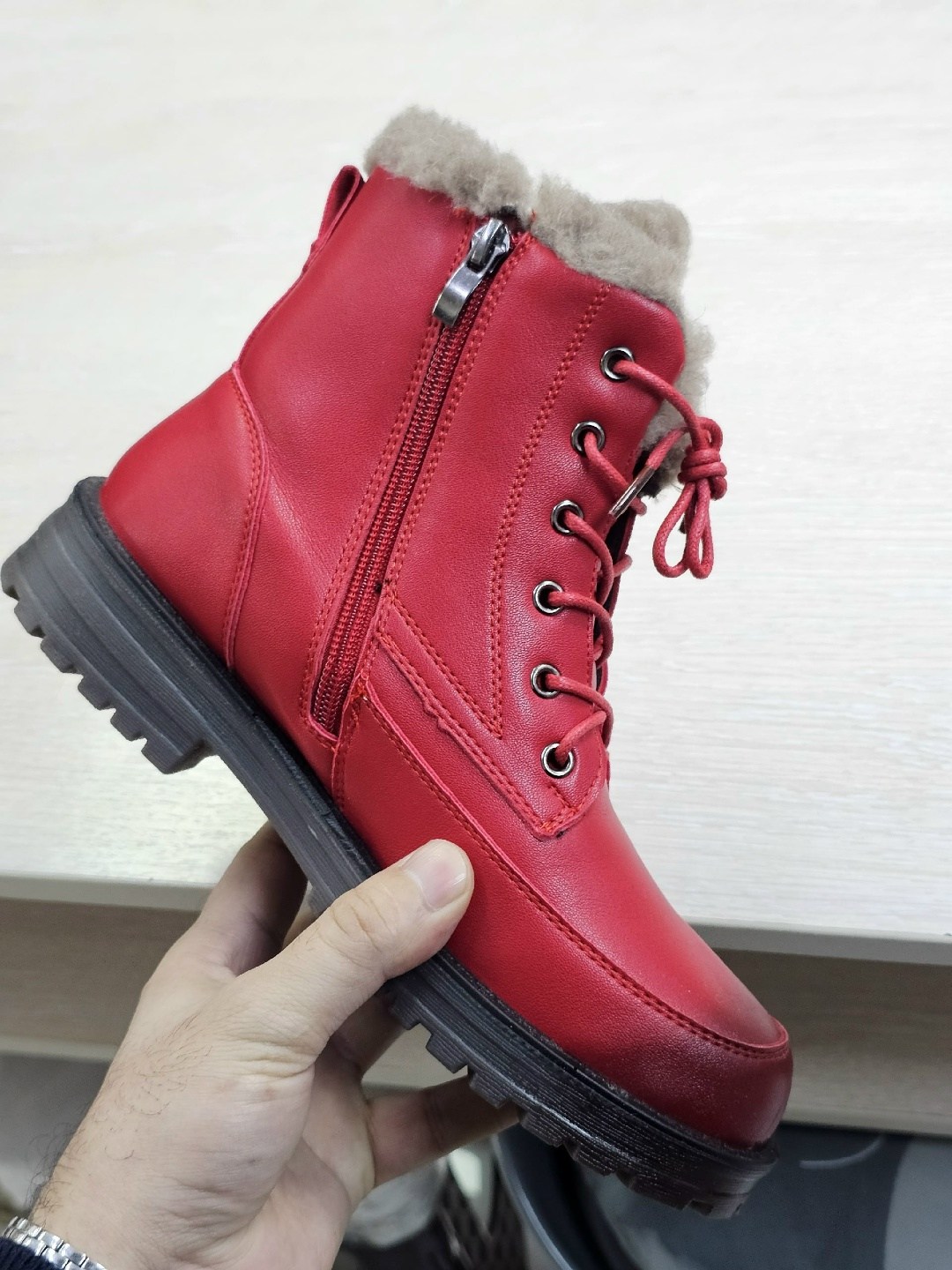 ,зимняя  женская,женские зимние ботинки,короткие зимние ботинки женские,ботинки зимние