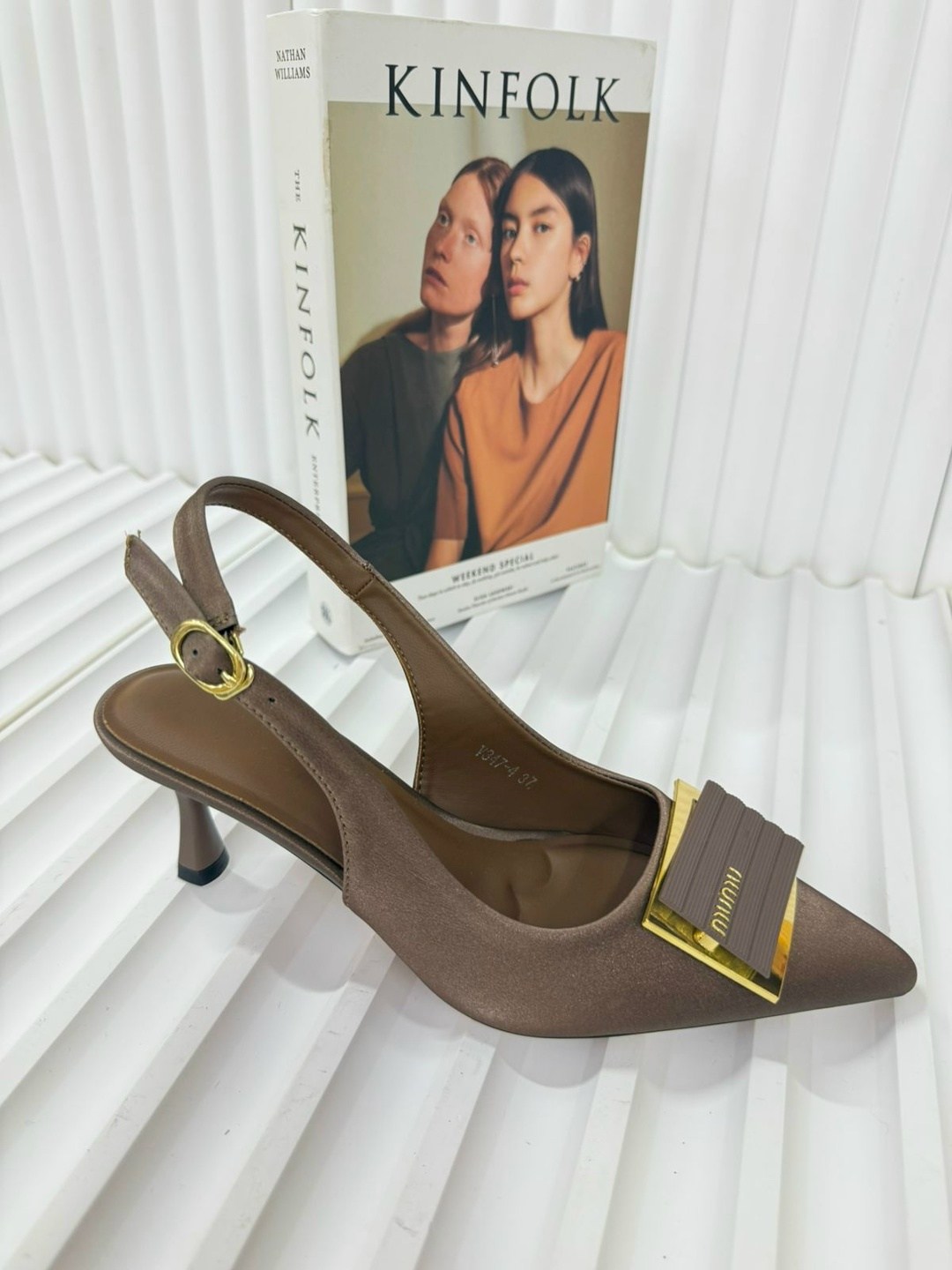 ,туфли yves saint laurent,женские туфли лодочки,босоножки стильные,туфли фенди