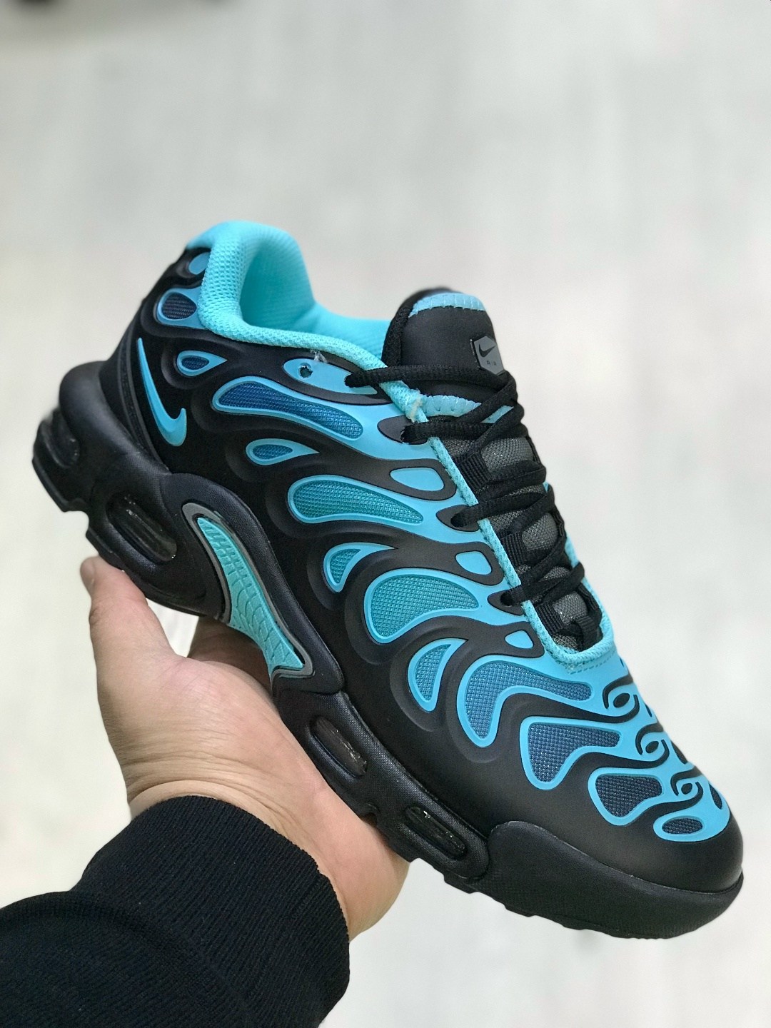 кроссовки nike air max plus,кроссовки nike air max plus tn,nike air max plus drift,nike air max plus tn,nike air max plus