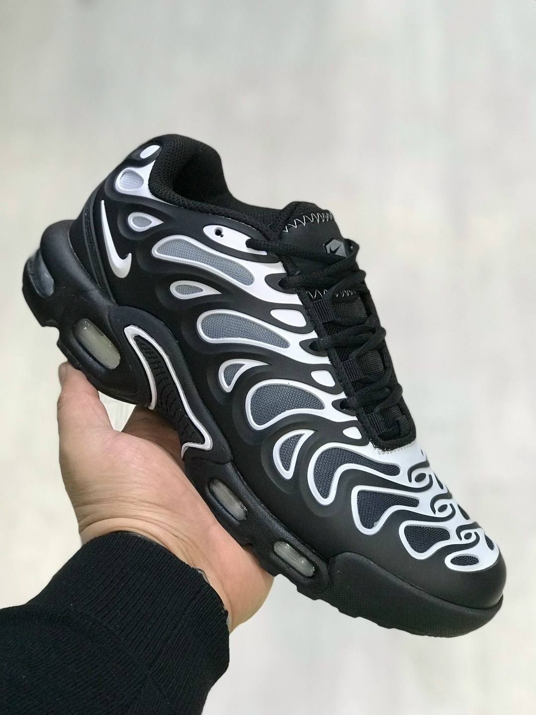 кроссовки nike air max plus,кроссовки nike air max plus tn,nike air max plus drift,nike air max plus tn,nike air max plus