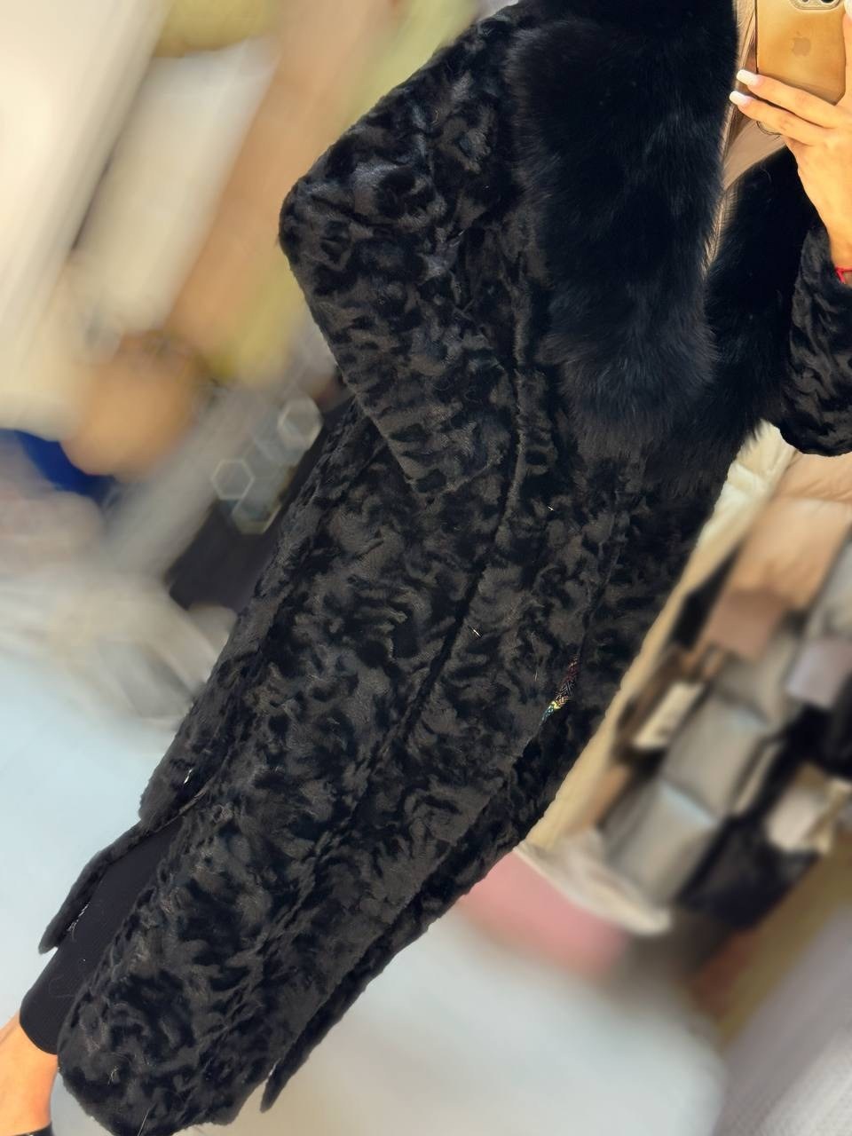 женская шуба,шуба,шубка,пальто с мехом,зимняя пальто