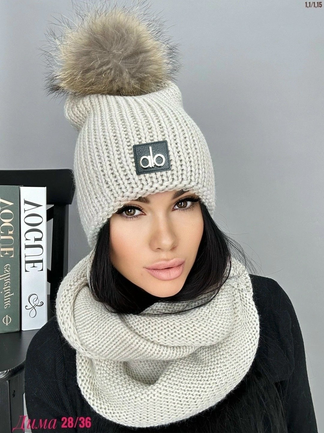 шапка зимняя с хомутом комплект,шапка женская комплект,комплект шапки,шапка женская зимняя вязаная,комплект шапка снуд женский