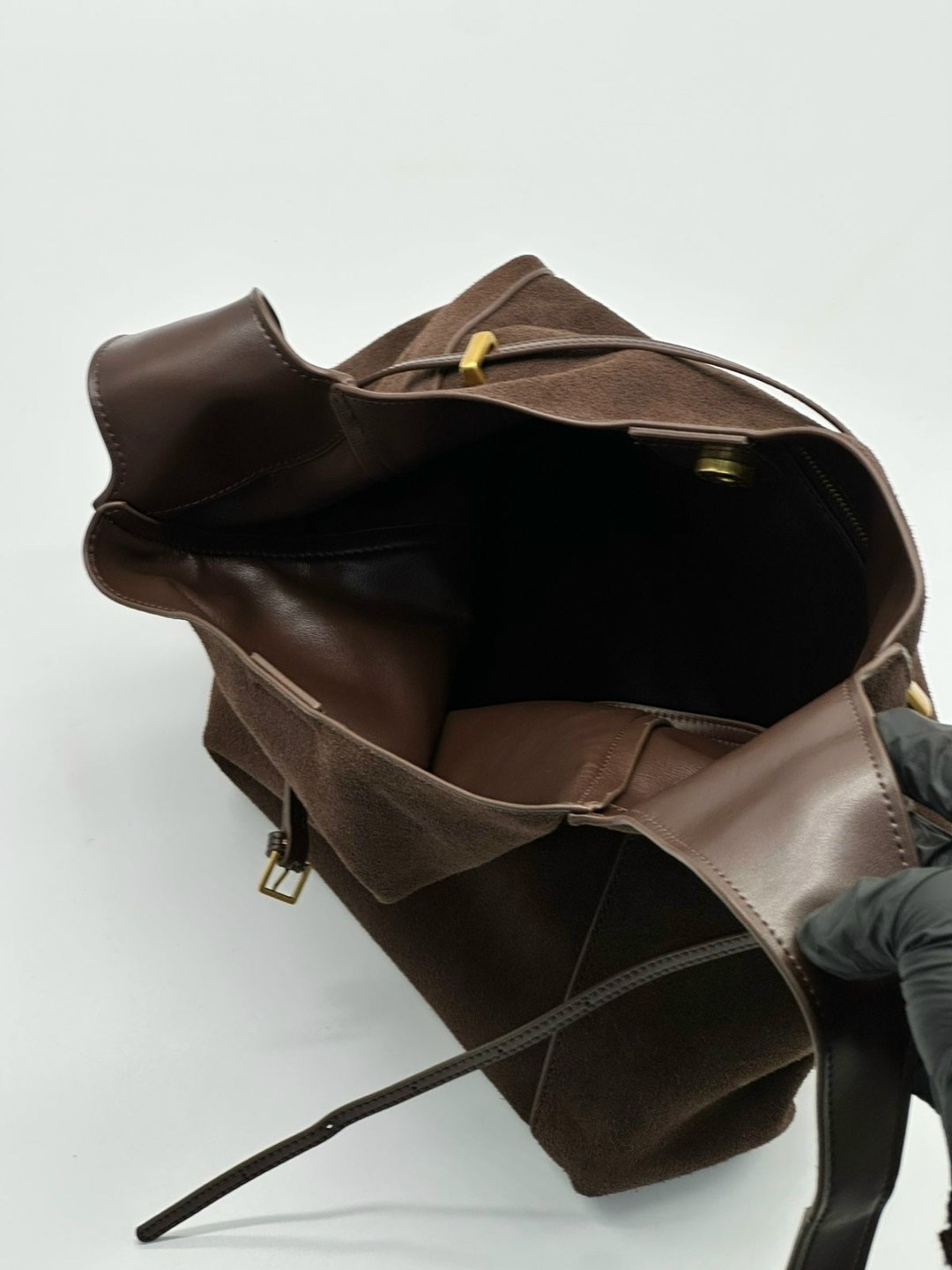 большая сумка хобо из натуральной замши, цвет коричневый,замшевые сумки милано,сумка замшевая,сумка замшевая коричневая,женская сумка замшевая