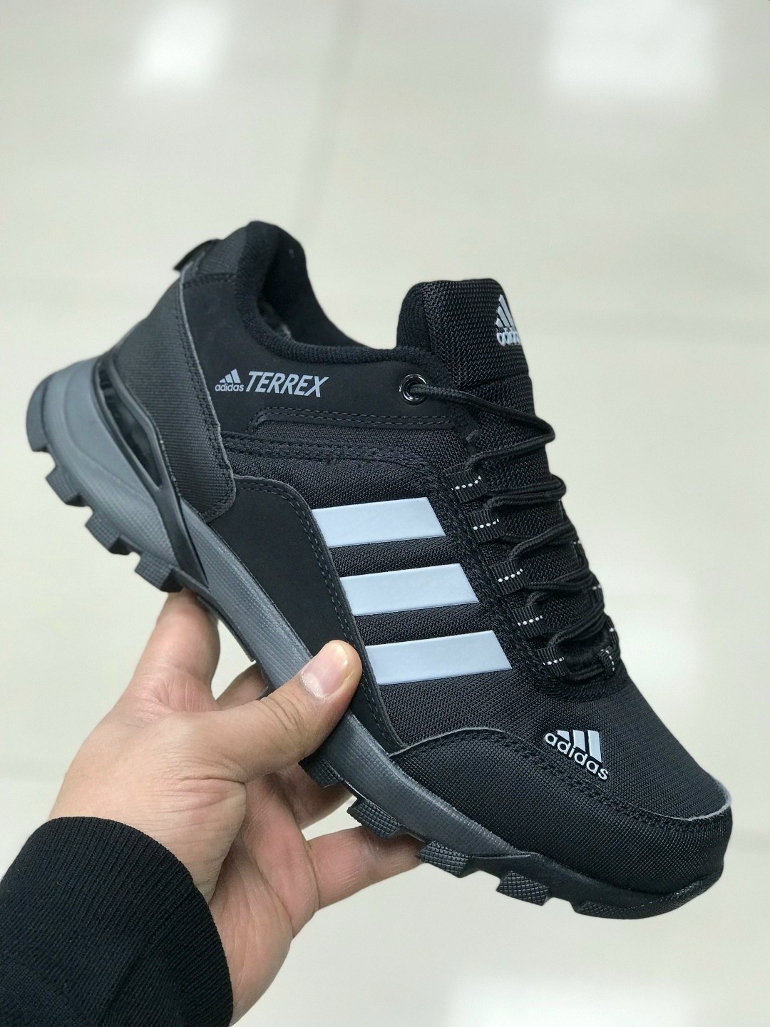 кроссовки adidas gore tex мужские модель 2025 год,кроссовки мужские adidas,кроссовки adidas,кроссовки мужские adidas terrex,кроссовки adidas terrex