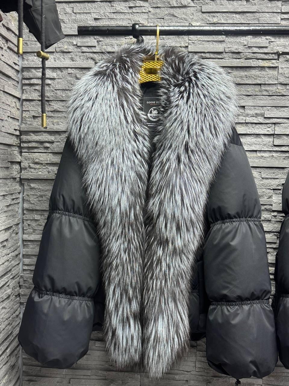 пуховик с натуральным мехом чернобурки,куртка - пуховик с мехом чернобурки city furs,пуховик с чернобуркой,пуховик с мехом чернобурой лисы,пуховик с натуральным мехом чернобурой лисы