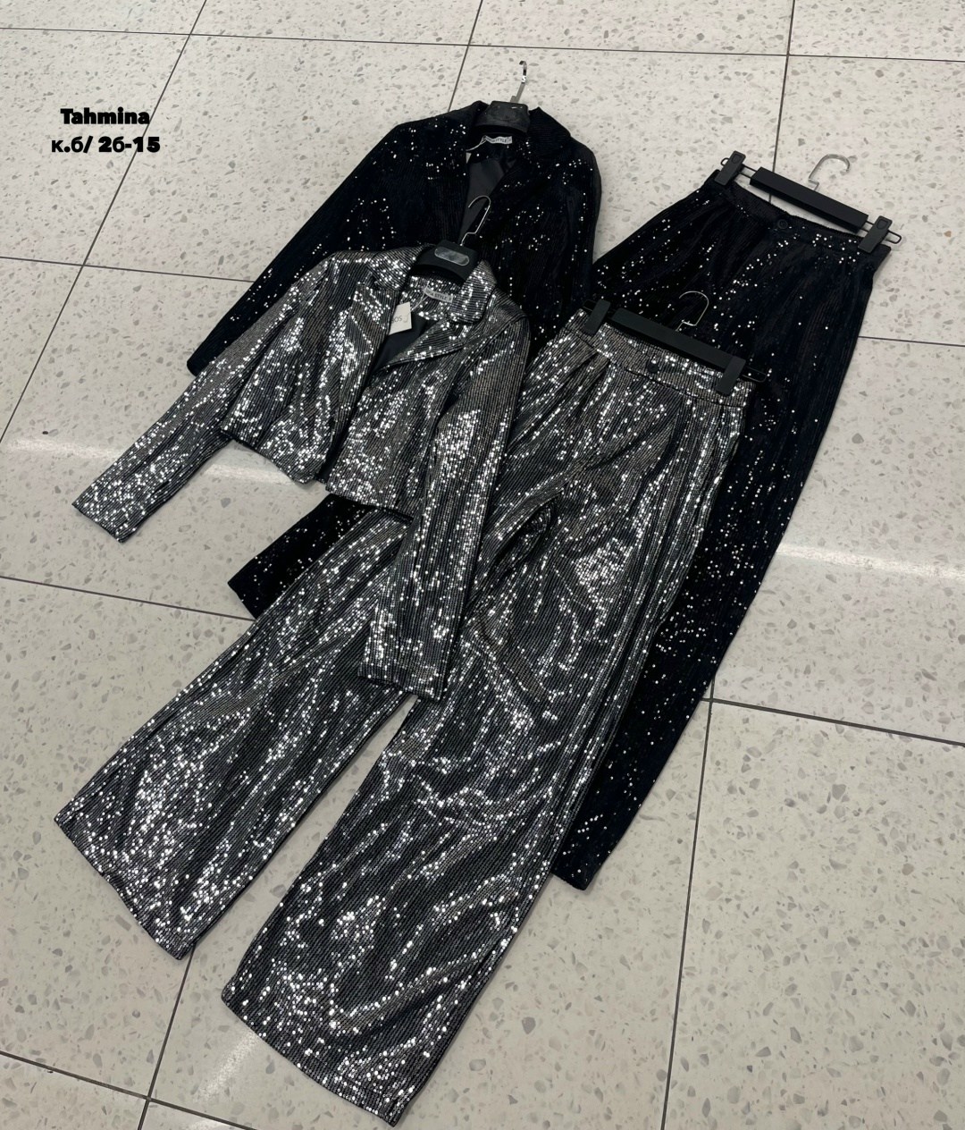 костюм с пайетками,блестящий брючный костюм,костюм блестящий,костюм классический,блестящий брючный костюм женский