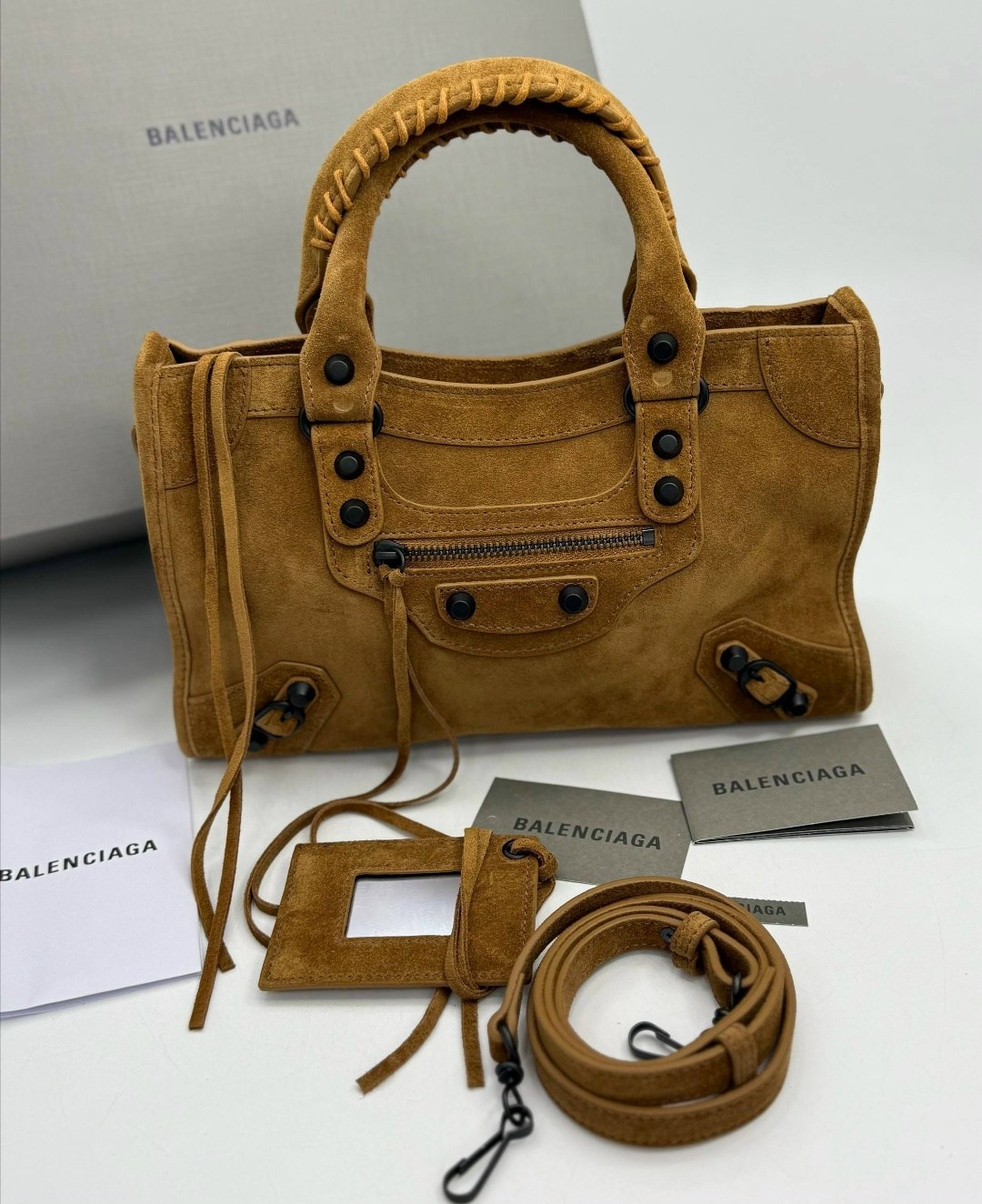 сумка баленсиага классика,balenciaga city bag,balenciaga сумка женская,сумка balenciaga женская серая,balenciaga сумка артикул #664163sz