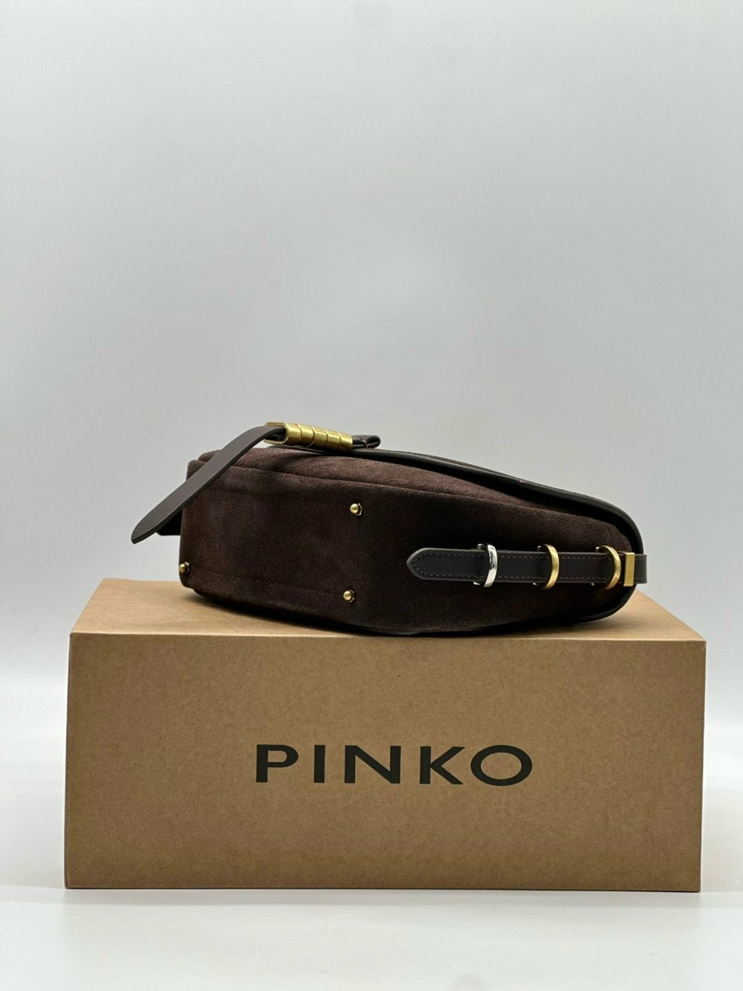 сумка coccinelle,сумка пинко из замши,замшевая сумка,сумка,сумка женская