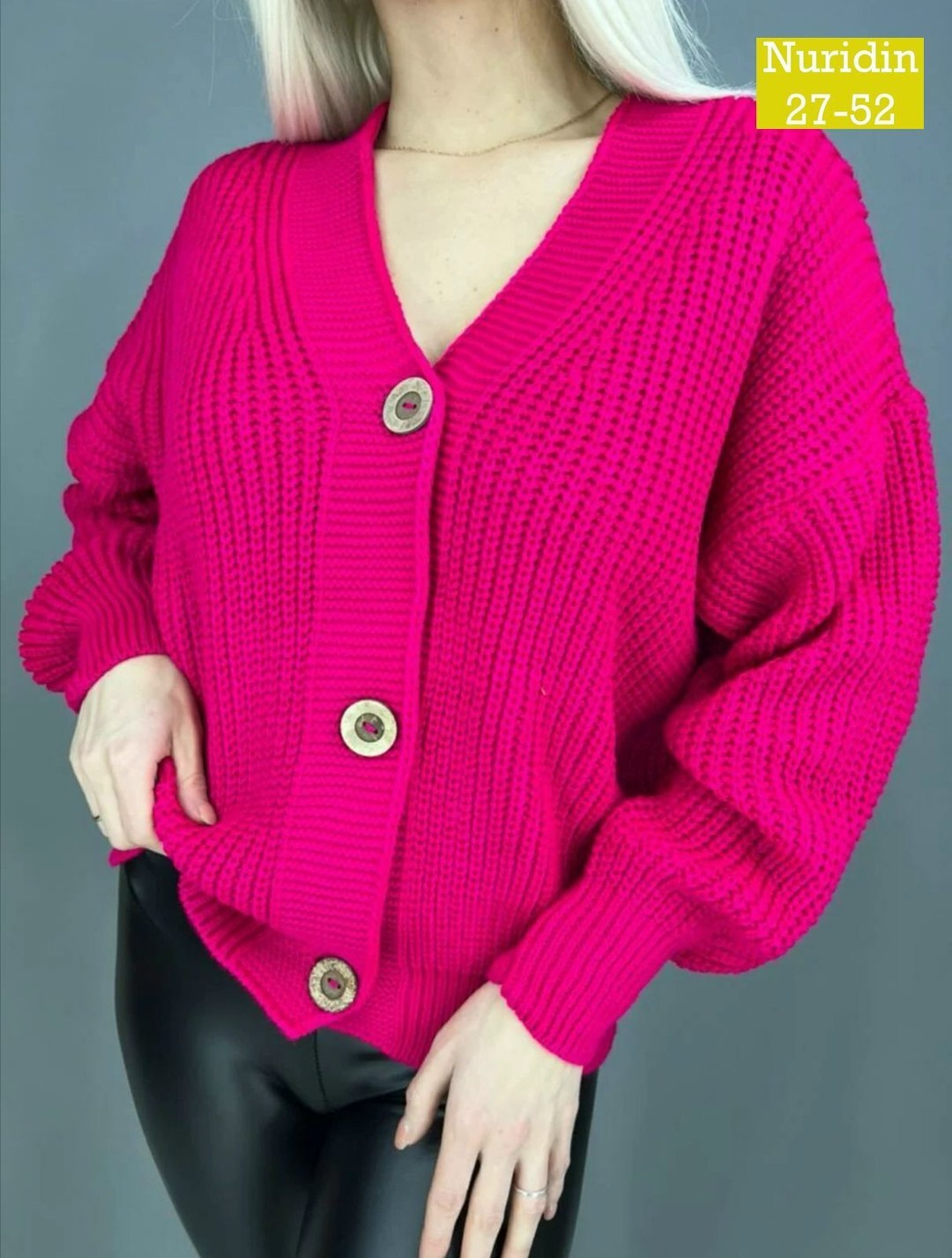 кардиган женский,женский вязаный кардиган на пуговицах,вязаный женский кардиган,малиновый кардиган,кардиган вязаное