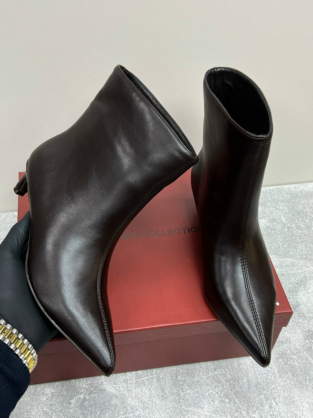 ботильоны демисезонные остроносые на высоком каблуке bati 304308520,ботильоны женские,женские ботильоны с острым носком,модные женские кожаные ботильоны с острым носком,кожаные женские ботильоны с ост