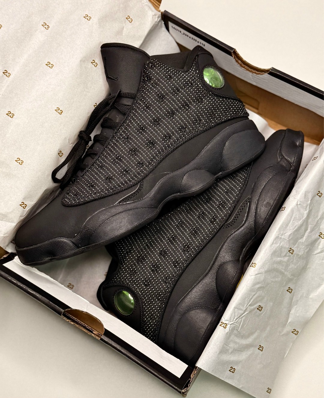 кроссовки air jordan 13 retro black cat,nike air jordan 13 black cat,air jordan 13 retro black cat,jordan air jordan 13 retro black cat,кроссовки nike air jordan 13 retro