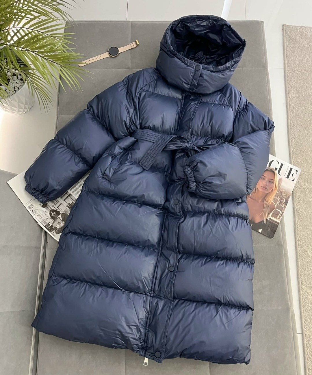 женский пуховик,длинные пуховики,женская тонкая длинная куртка-пуховик с капюшоном и поясом,женский пуховик зимнее пальто,пуховик