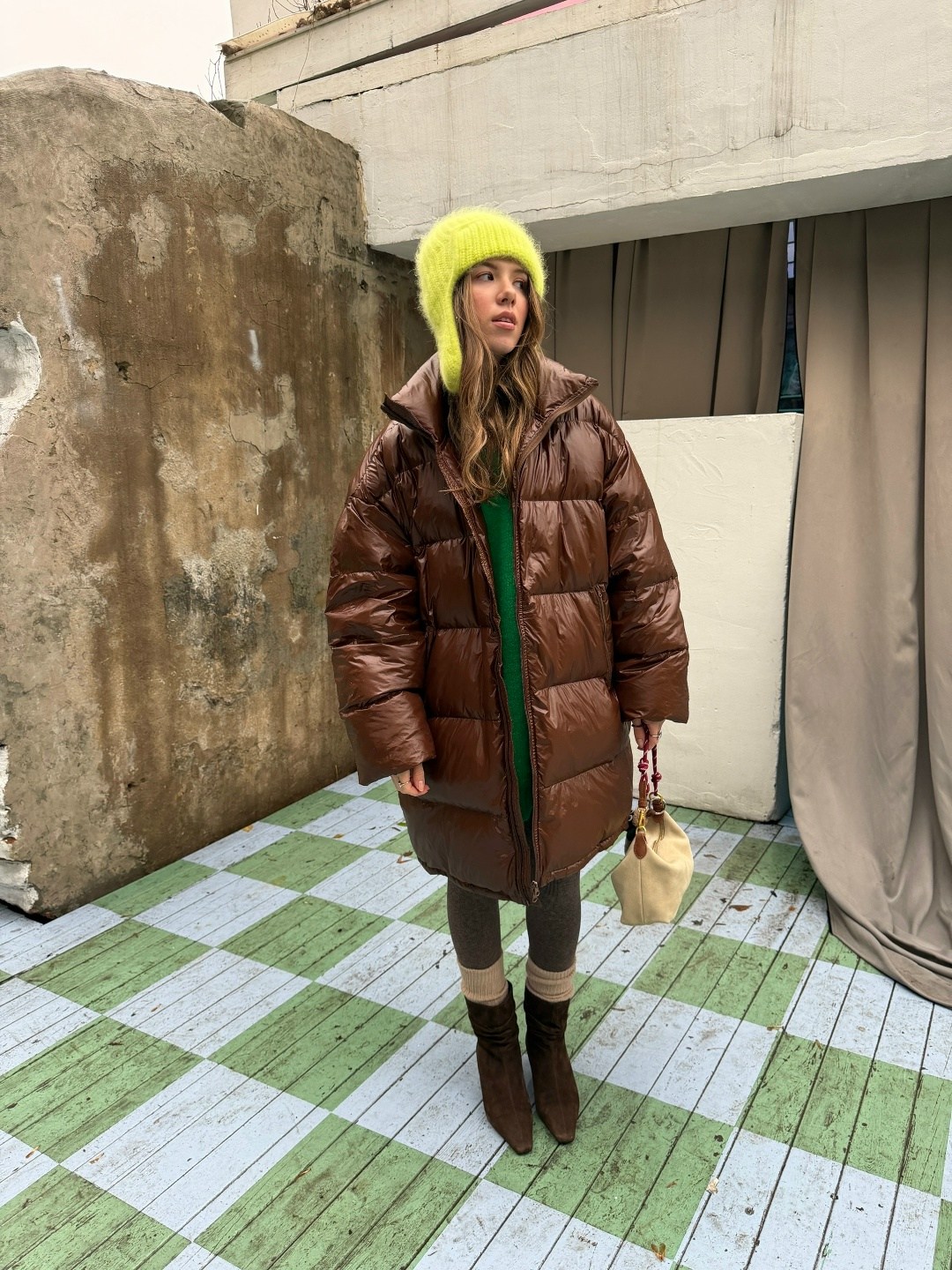 пуховик в стиле oversize,пуховик женский,пуховик,объемный пуховик,куртка оверсайз