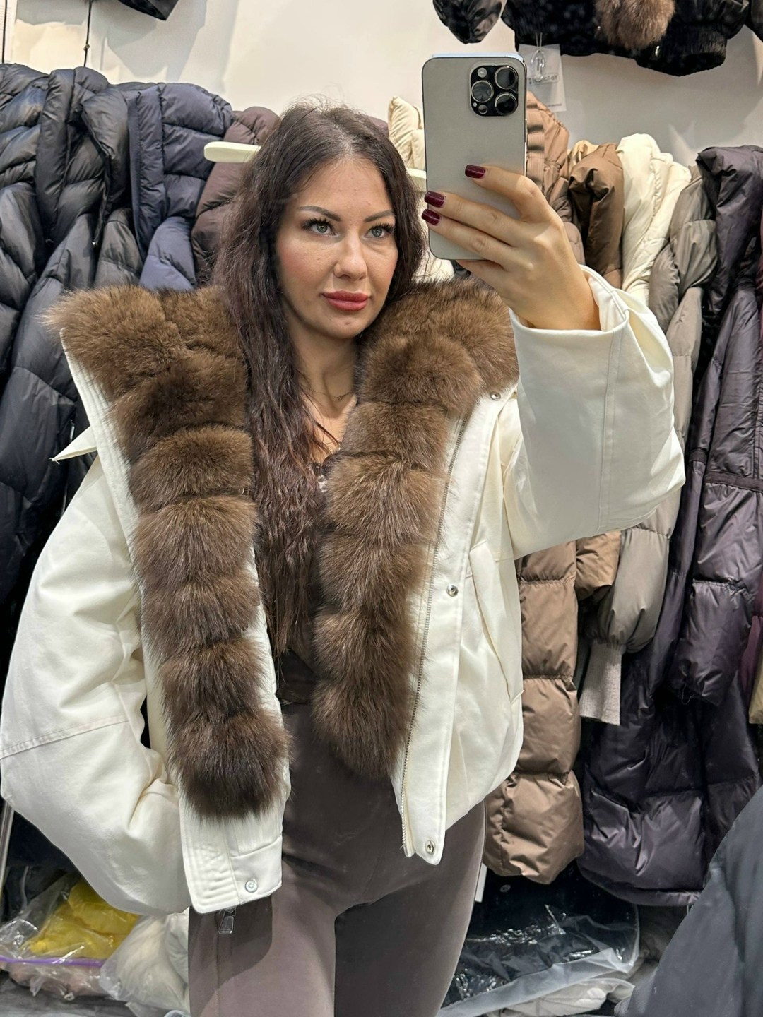 пуховик женский с натуральным мехом,пуховик с натуральным мехом,пуховик с мехом,куртка с натуральным мехом,парка с мехом песца