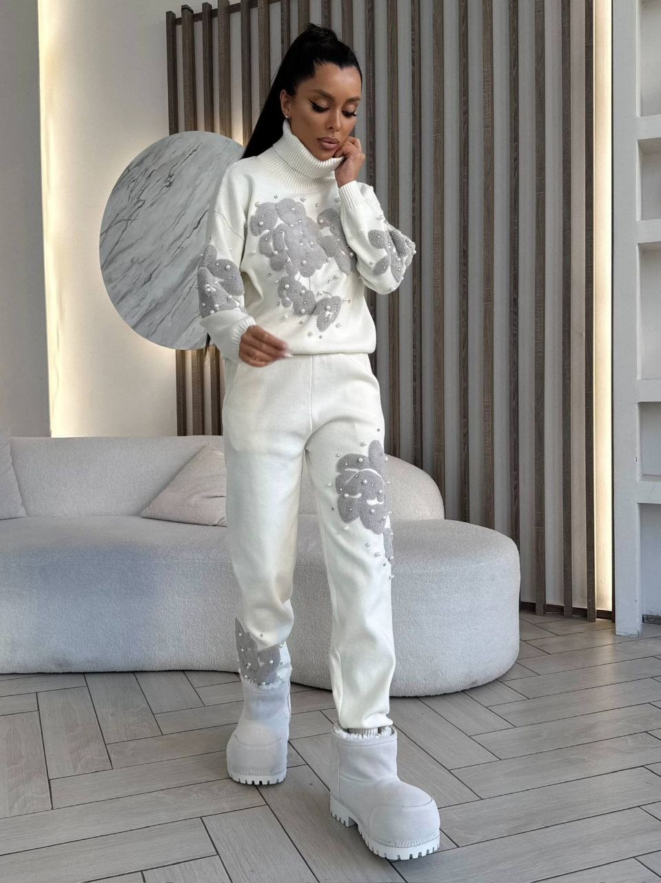 трикотажный костюм женский,трикотажные костюмы,белый трикотажный костюм,вязаный костюм,костюм женский вязаный