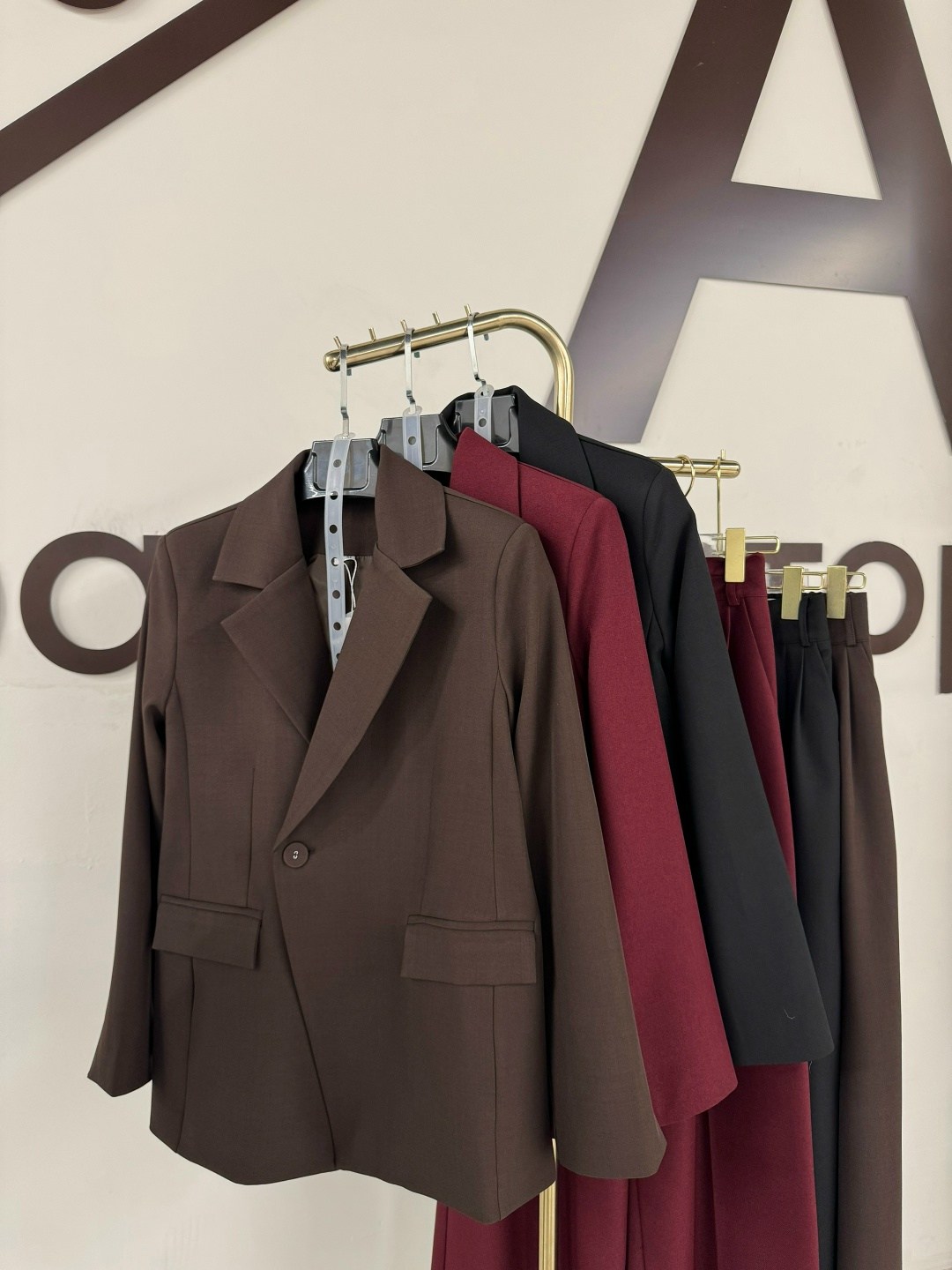 брючный костюм женский,костюм тройка женский,брючный костюм женский пиджак и брюки,костюм брючный,серый брючный костюм женский