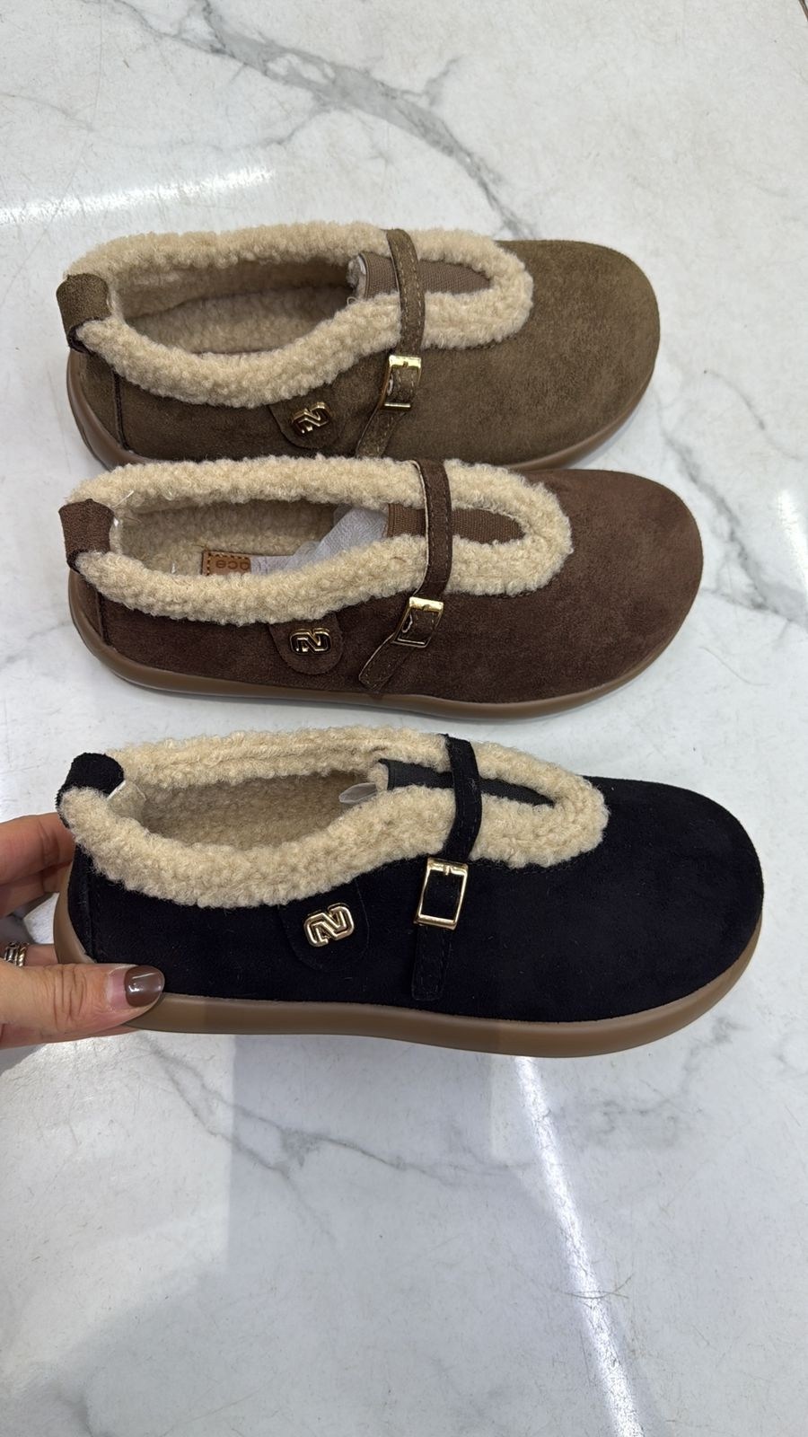 ,женская ,зимняя ,женские зимние ботинки,кроссовки мех