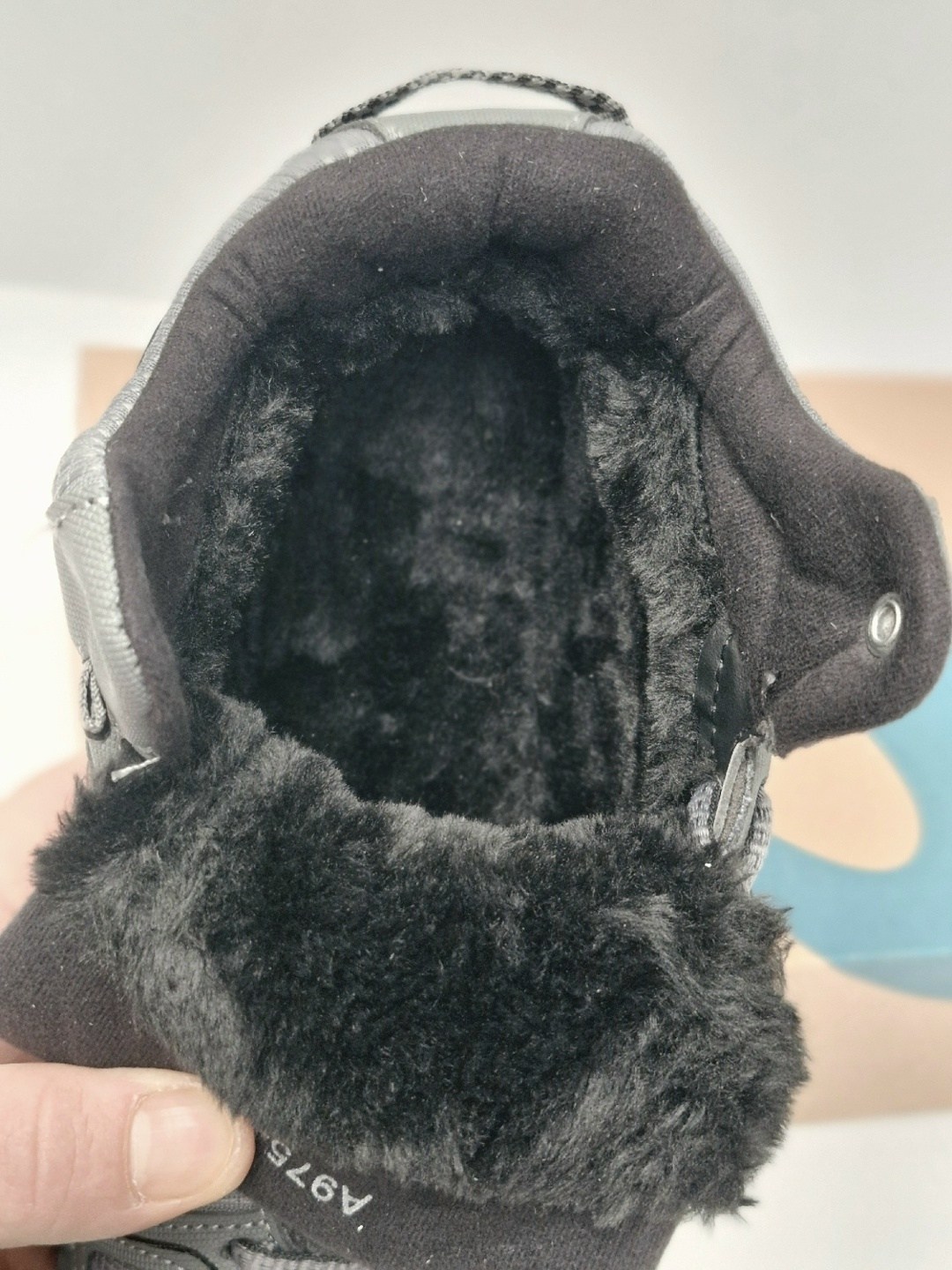 зимние кроссовки asics gel kahana 8 hi,кроссовки asics зимние,асикс кроссовки,кроссовки мужские,кроссовки asics мужские