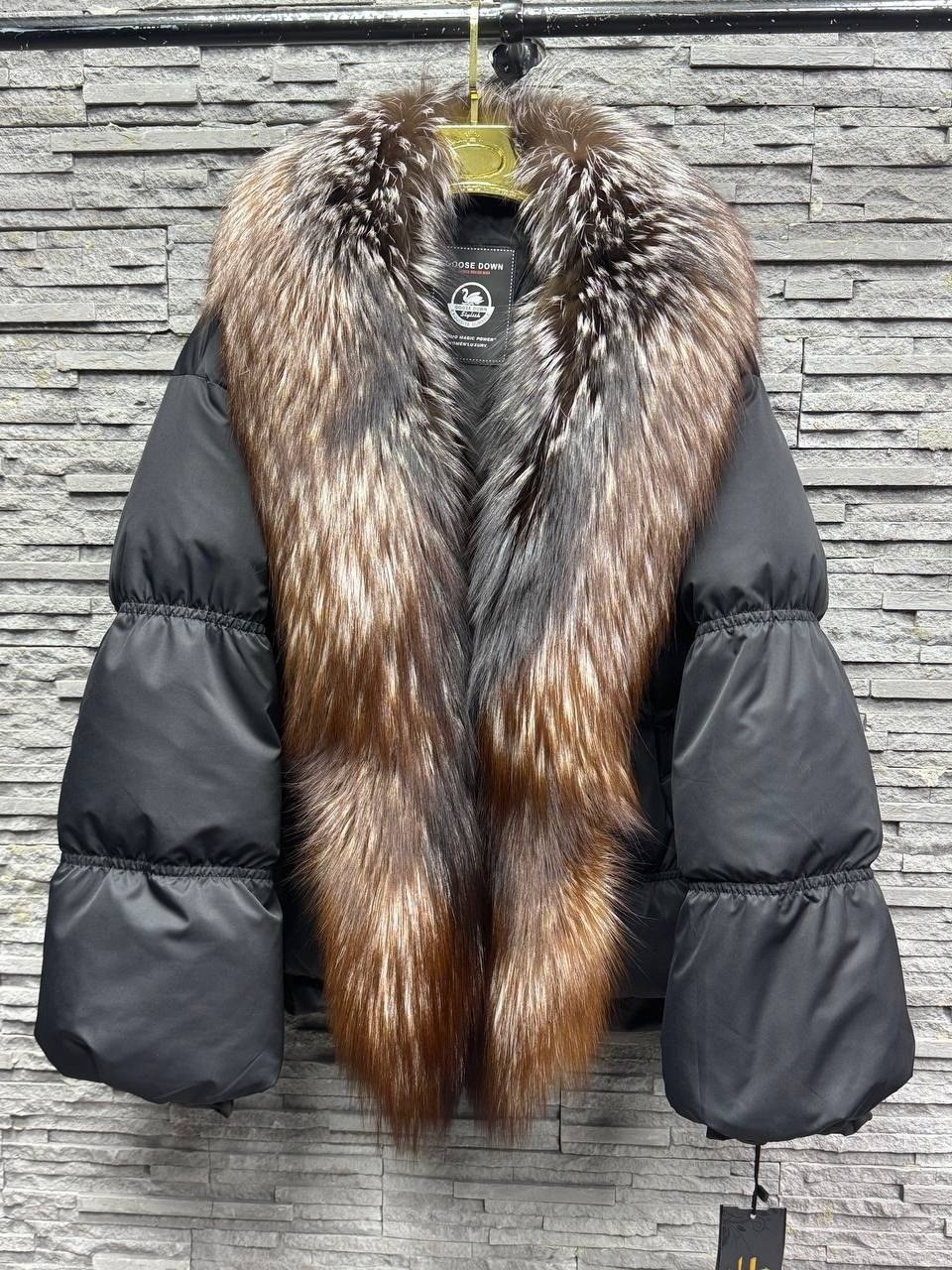 пуховик с натуральным мехом чернобурки,куртка - пуховик с мехом чернобурки city furs,пуховик с чернобуркой,пуховик с мехом чернобурой лисы,пуховик с натуральным мехом чернобурой лисы