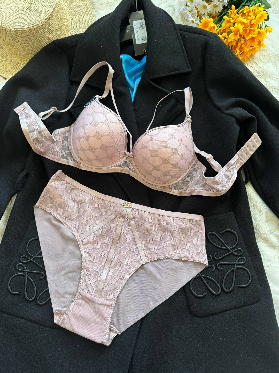 комплекты нижнего белья,женский комплект нижнего белье,комплект нижнего белья weiyesi,белье нижнее,женская нижнее белье