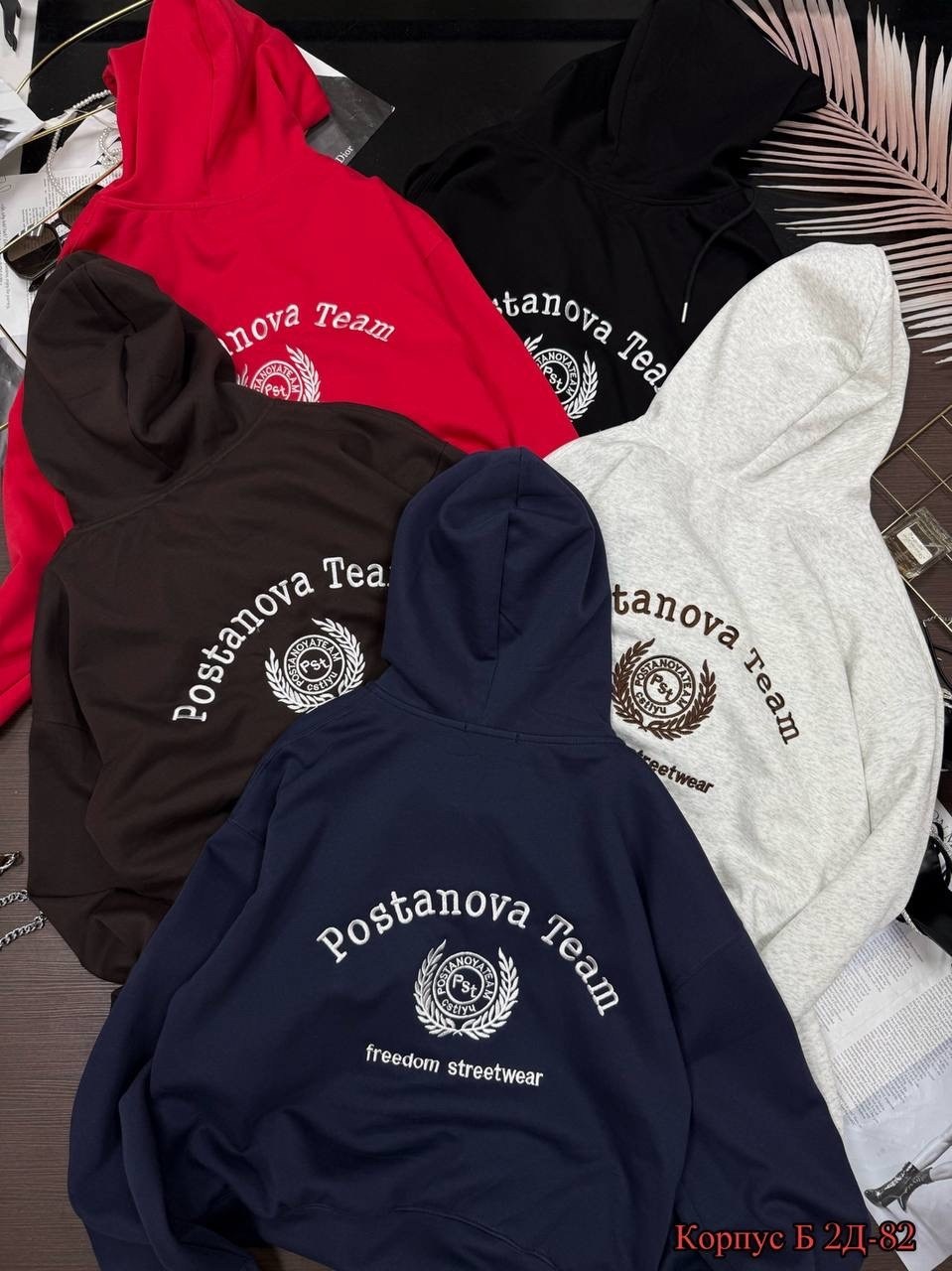 спортивный костюм адидас женский красный,костюм спортивный женский adidas,женские костюмы спортивные,костюм спортивный,спортивные костюмы адидас женские