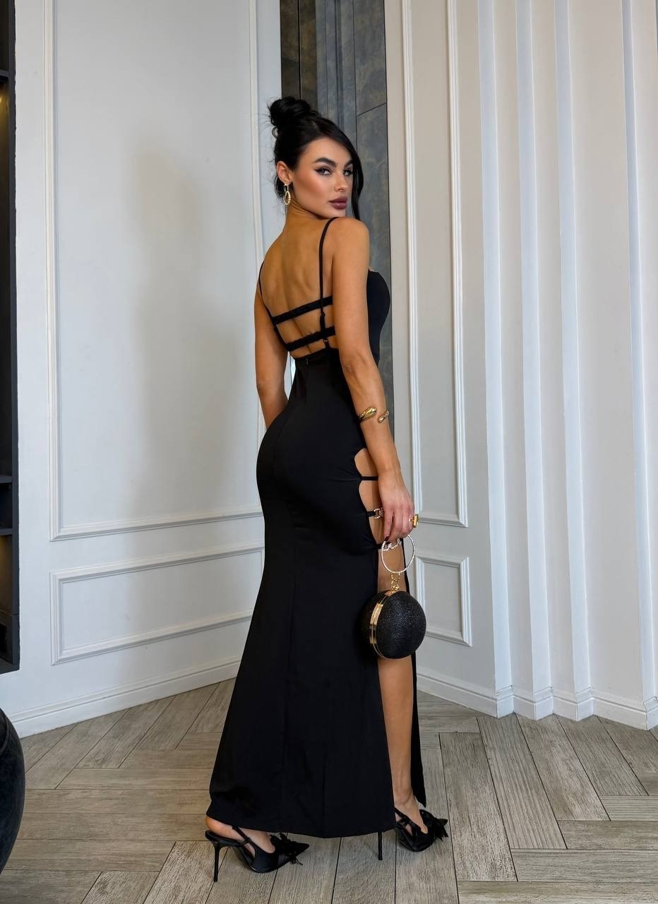 вечернее платье,платье,платье королевы,длинное платье,чёрное платье