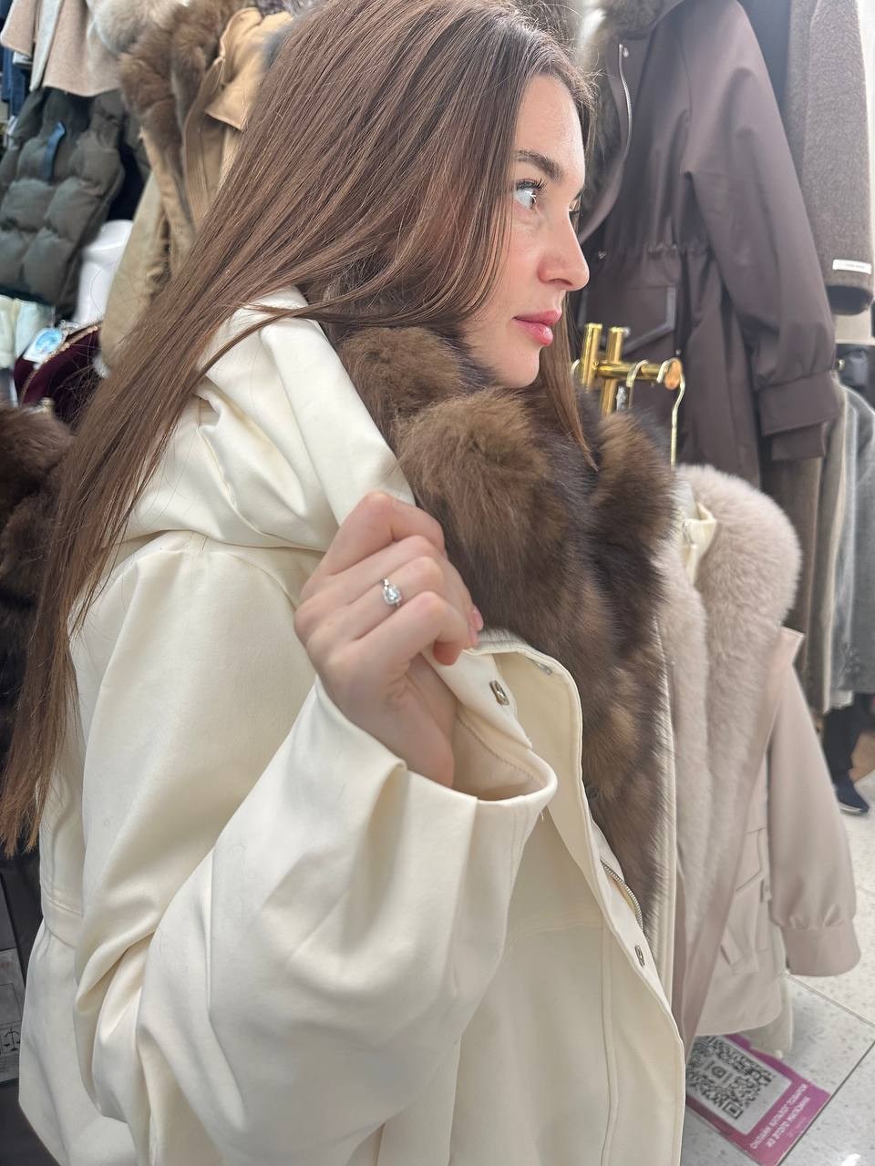 пуховик женский с натуральным мехом,пуховик с натуральным мехом,пуховик с мехом,куртка с натуральным мехом,парка с мехом песца