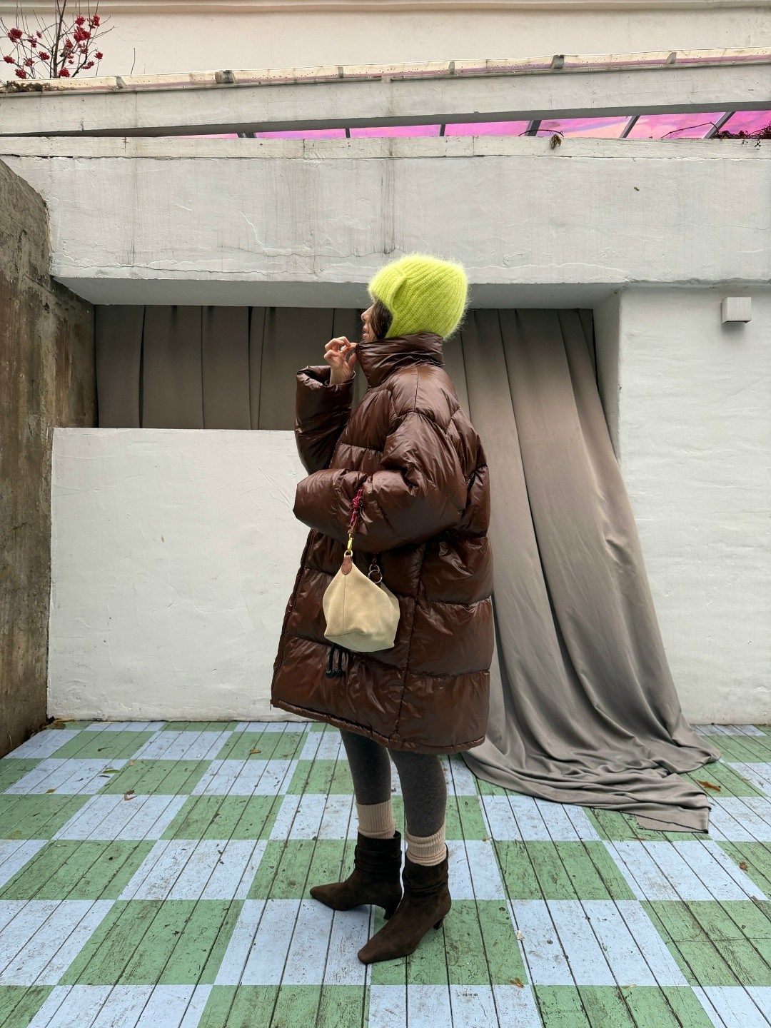 пуховик в стиле oversize,пуховик женский,пуховик,объемный пуховик,куртка оверсайз