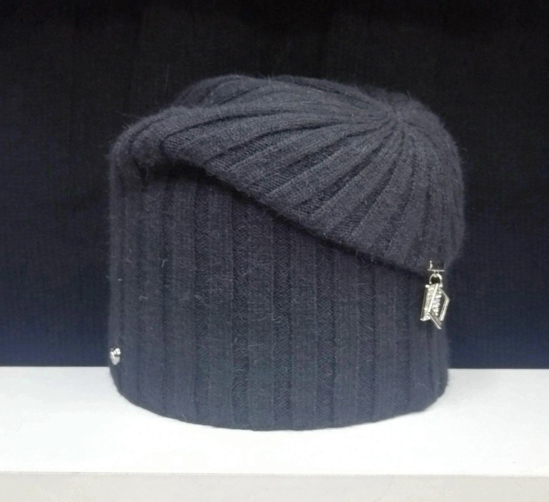 женская шапка,шапка ангора,шапка женская вязаная,женская шапка из ангоры,шапка для женщин ангора