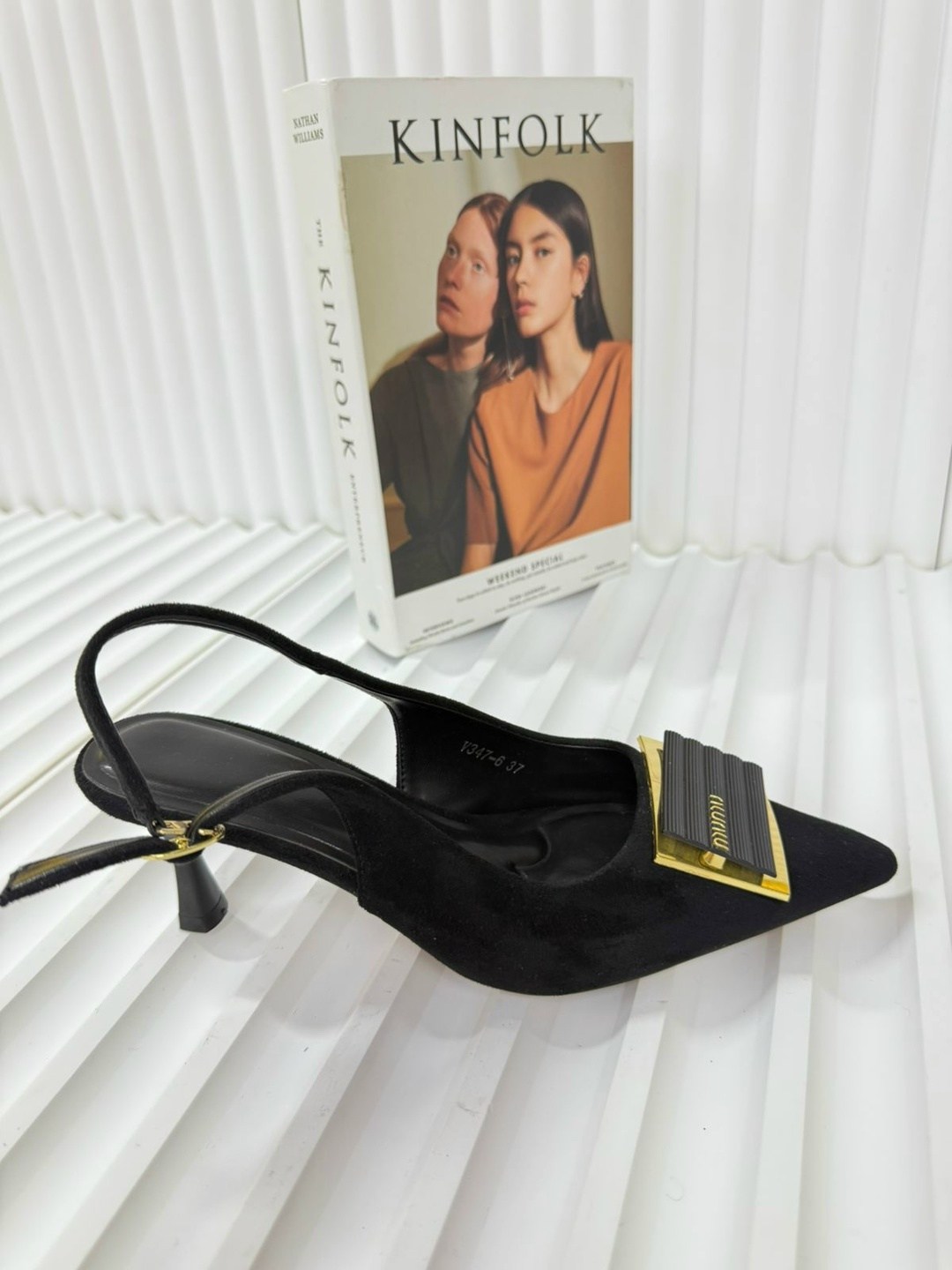 ,туфли yves saint laurent,женские туфли лодочки,босоножки стильные,туфли фенди