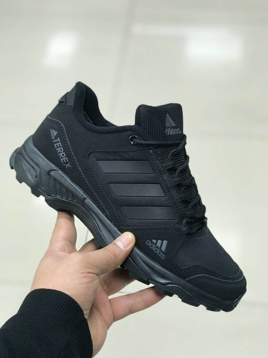 мужские кроссовки adidas,кроссовки adidas,кроссовки мужские зимние adidas terrex,термо кроссовки адидас,кроссовки adidas terrex