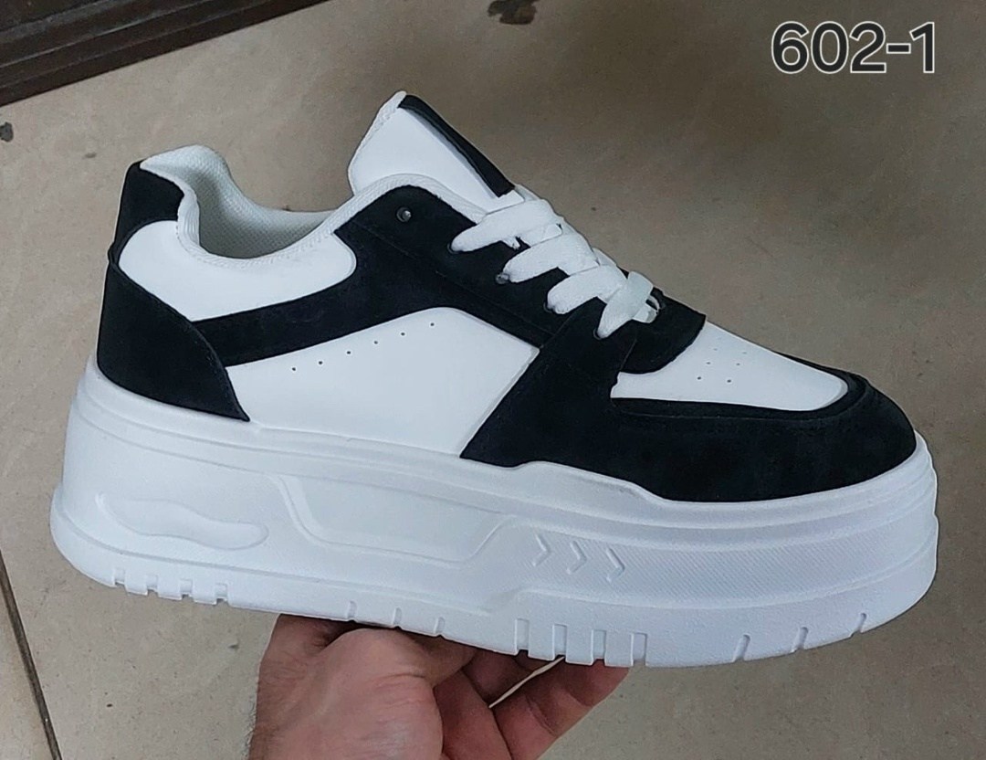 ,кроссовки женскиe,кроссовки для женщин,массивные кроссовки, кроссовки