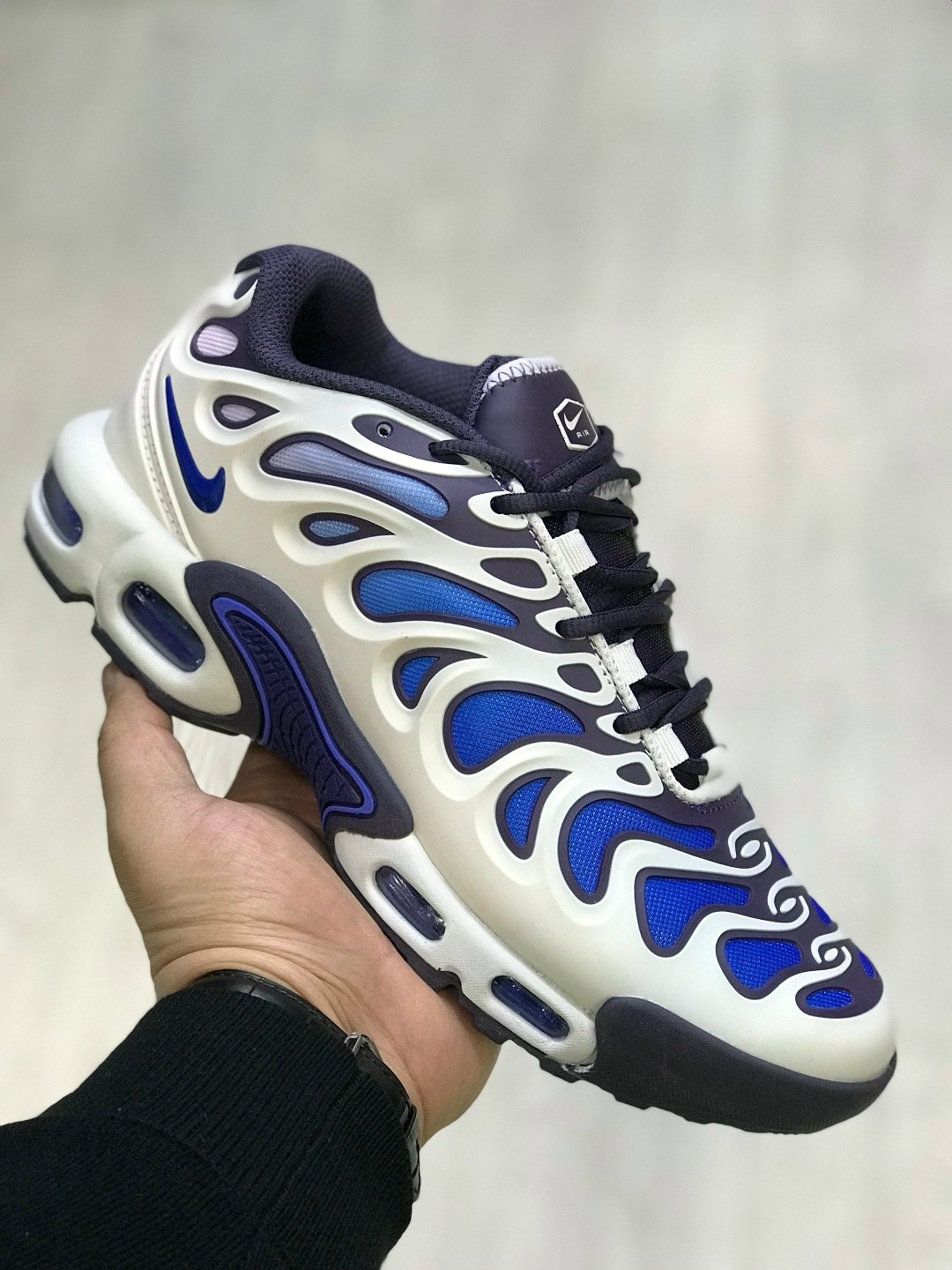 кроссовки nike air max plus,кроссовки nike air max plus tn,nike air max plus drift,nike air max plus tn,nike air max plus