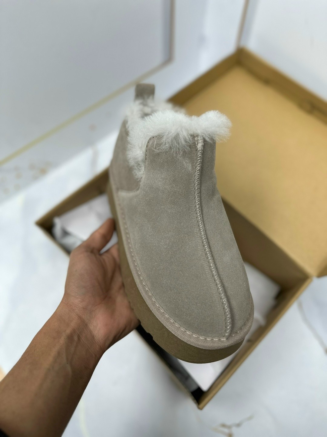 угги женские,,угги,женские короткие угги на овчине,угги женские ugg